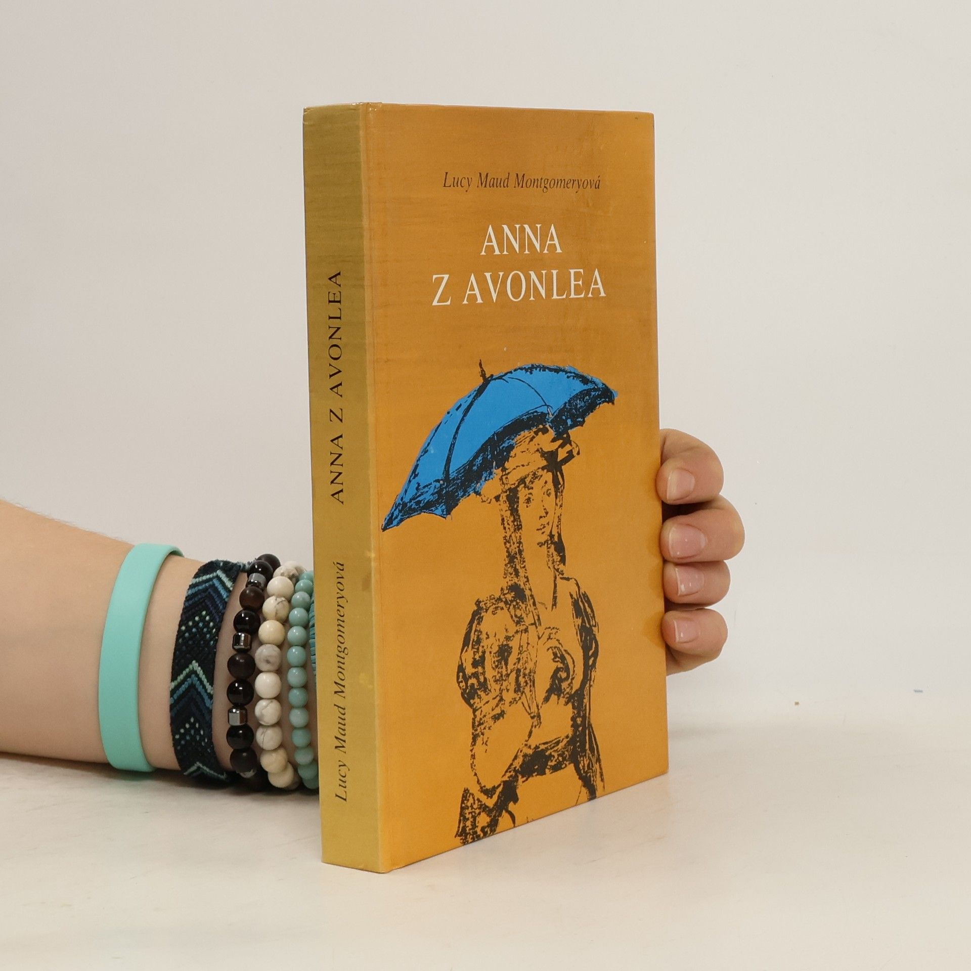 Lucy Maud Montgomery Anna z Avonlea