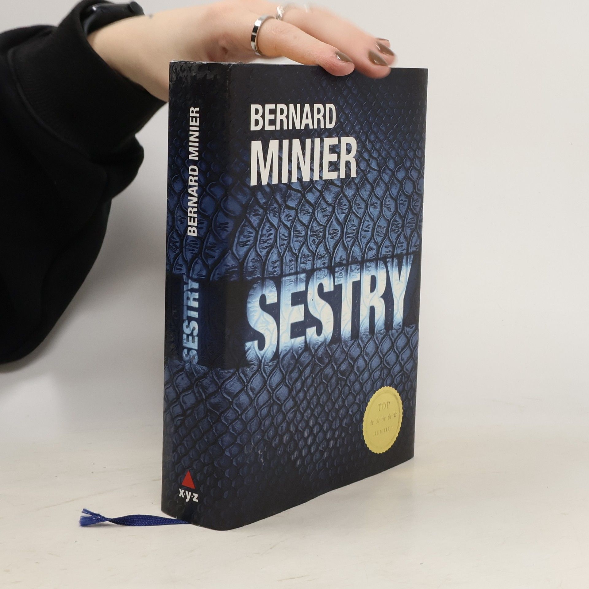 Bernard Minier Sestry