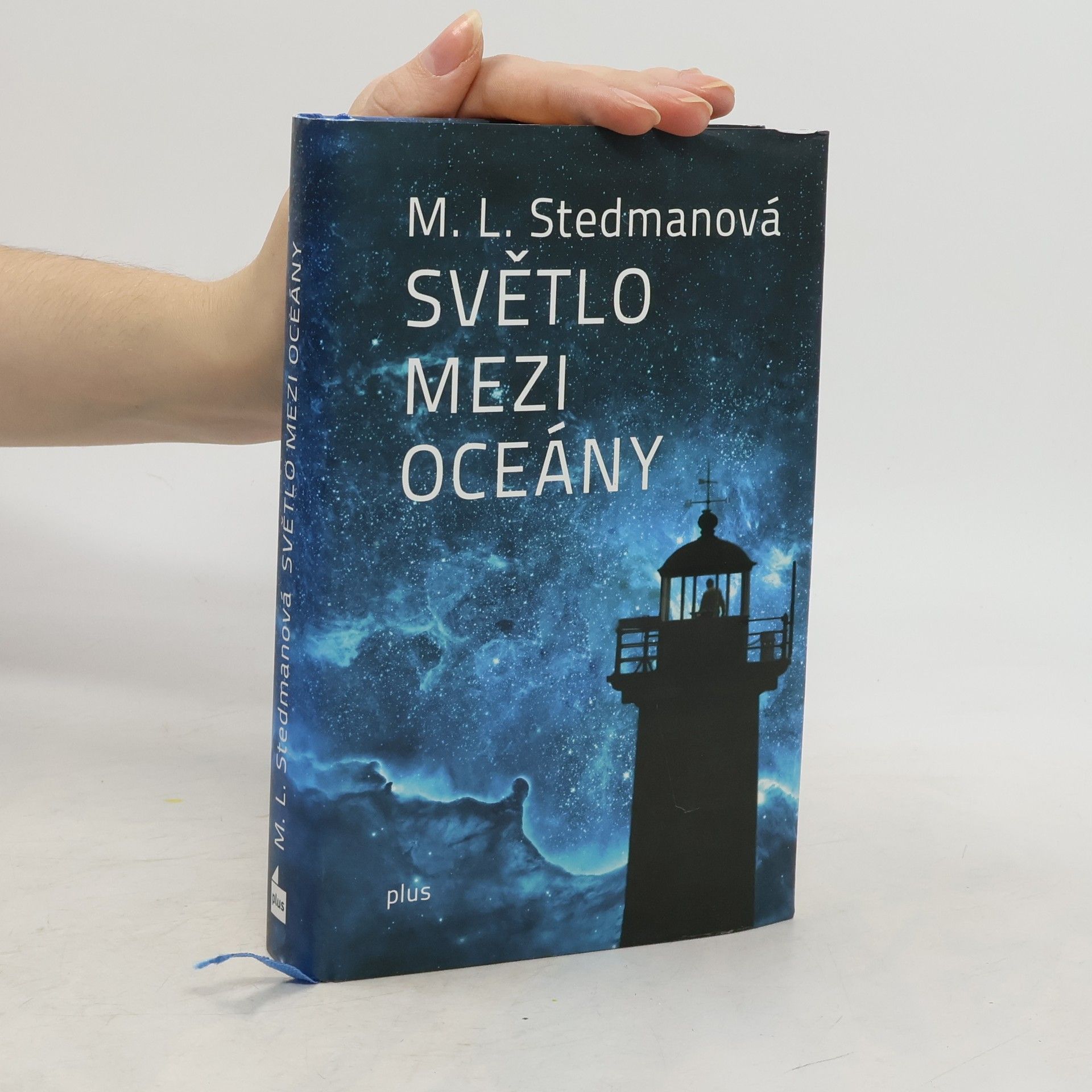 M. L. Stedman Světlo mezi oceány