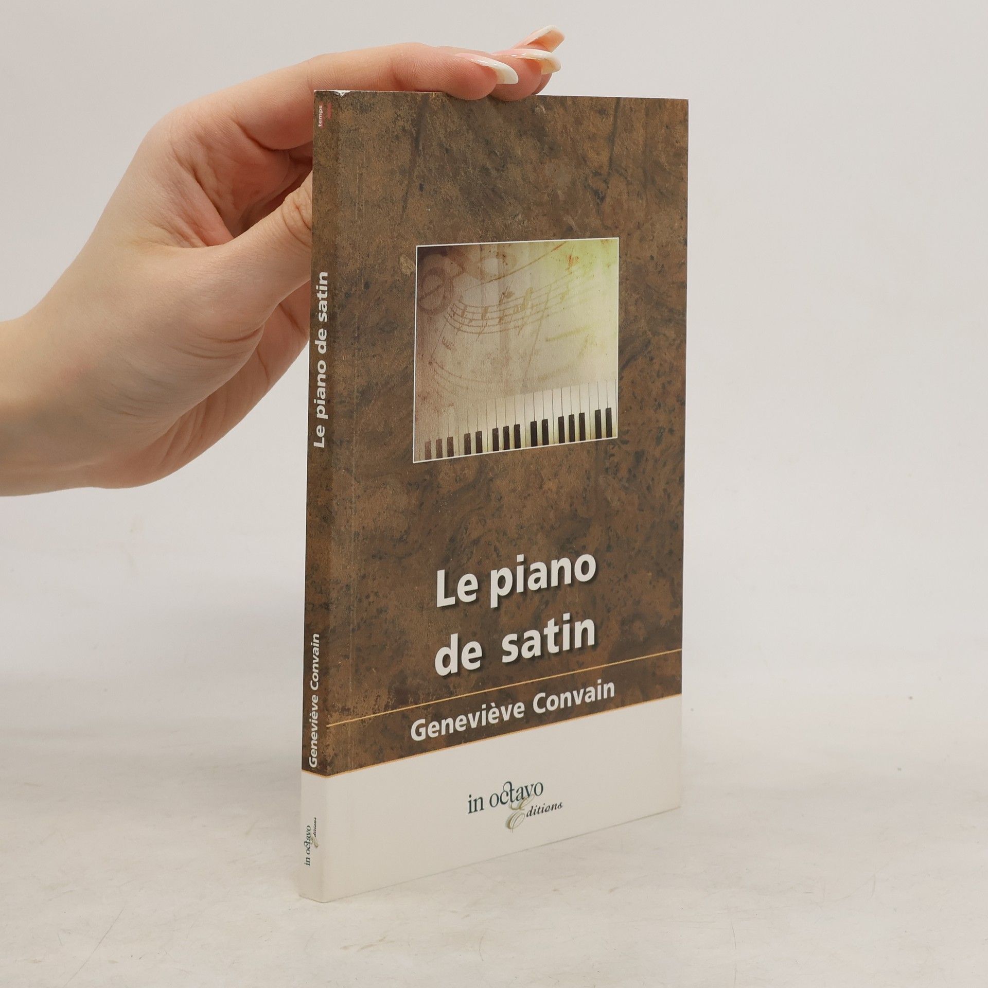 Geneviève Convain Le piano de satin