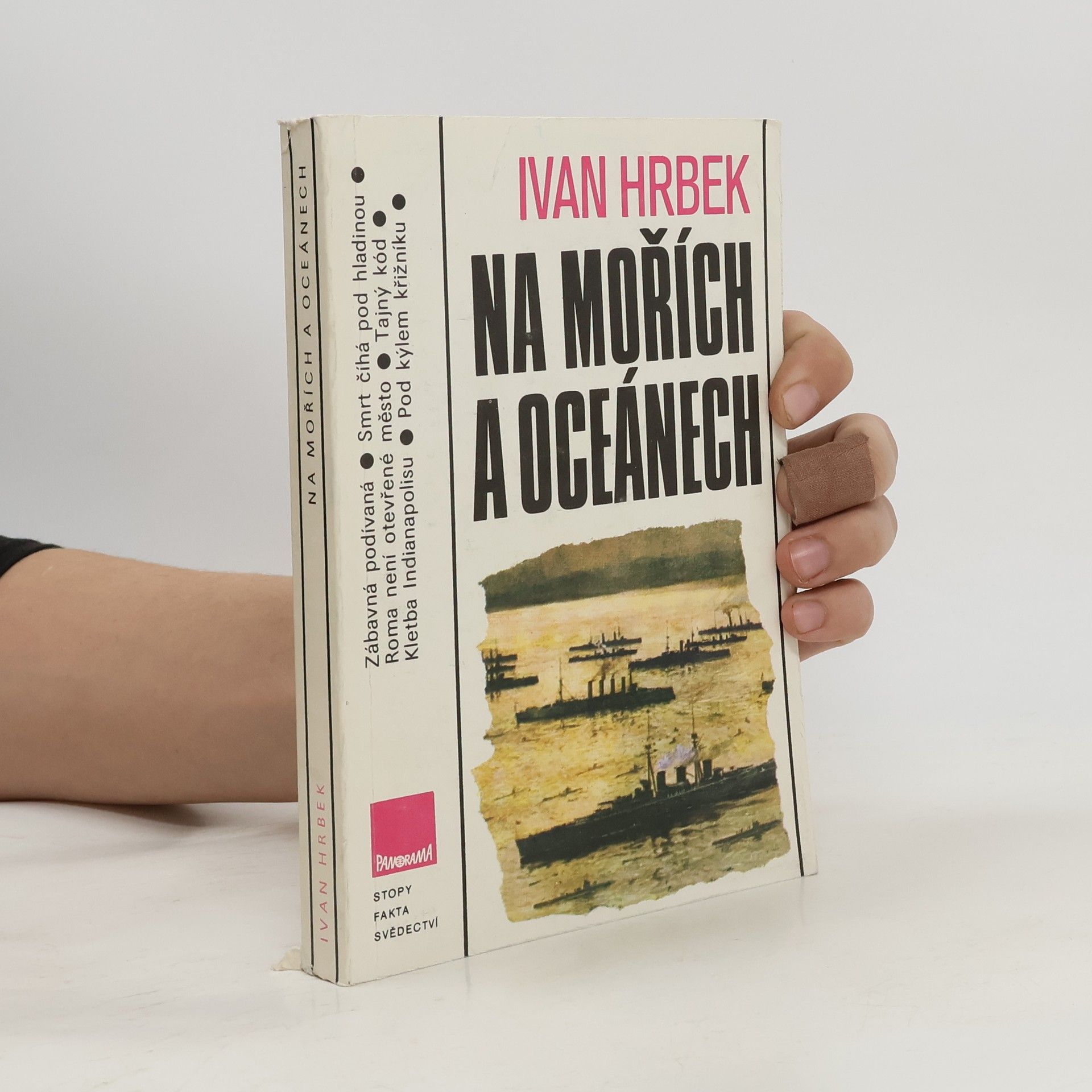 Na mořích a oceánech