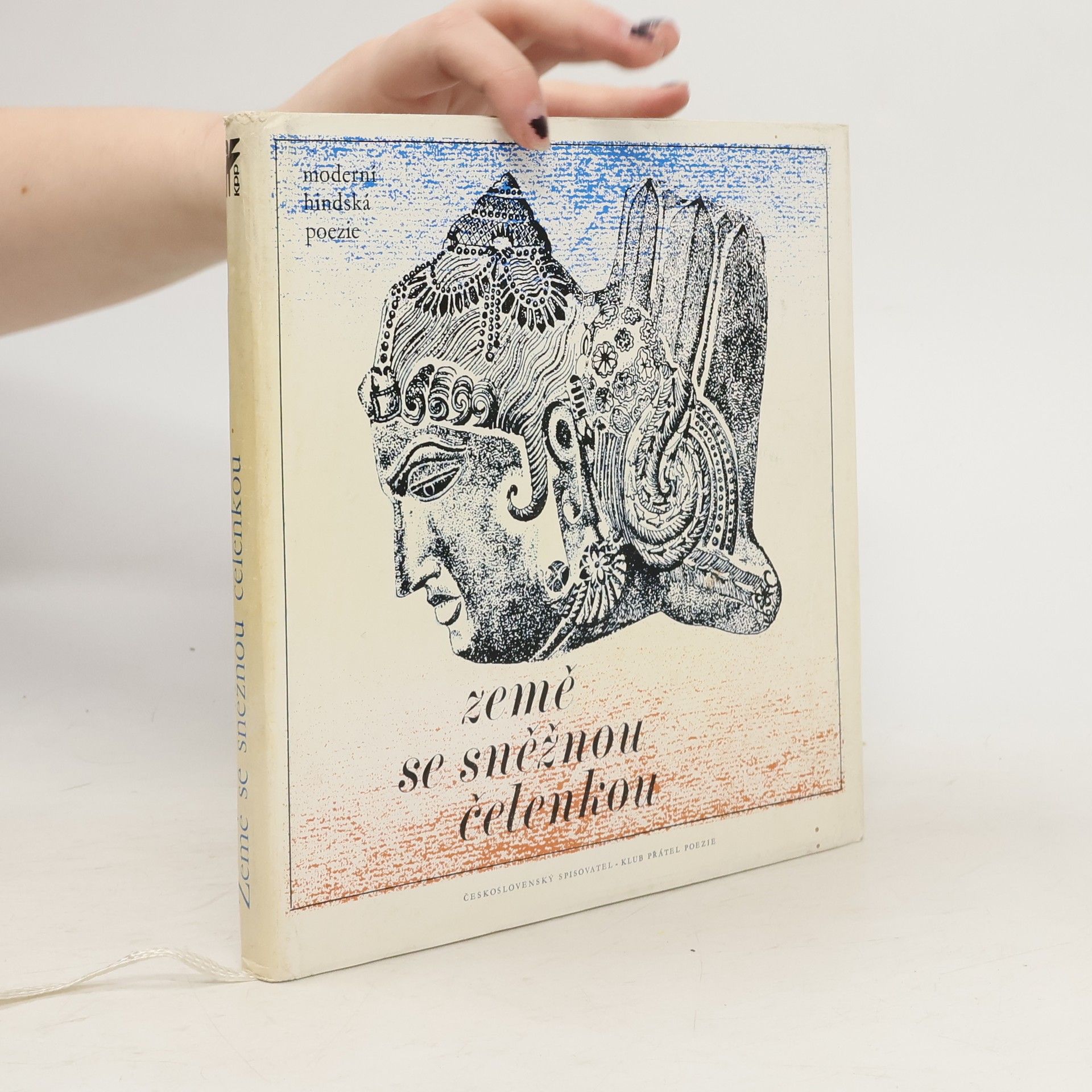 Odolen Smékal Země se sněžnou čelenkou