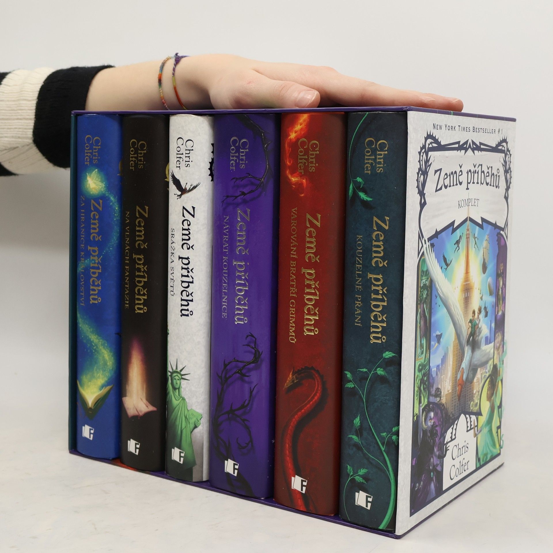 Miloš Velemínský Naše dítě špatně spí : nesprávné nastavení vnitřních hodin