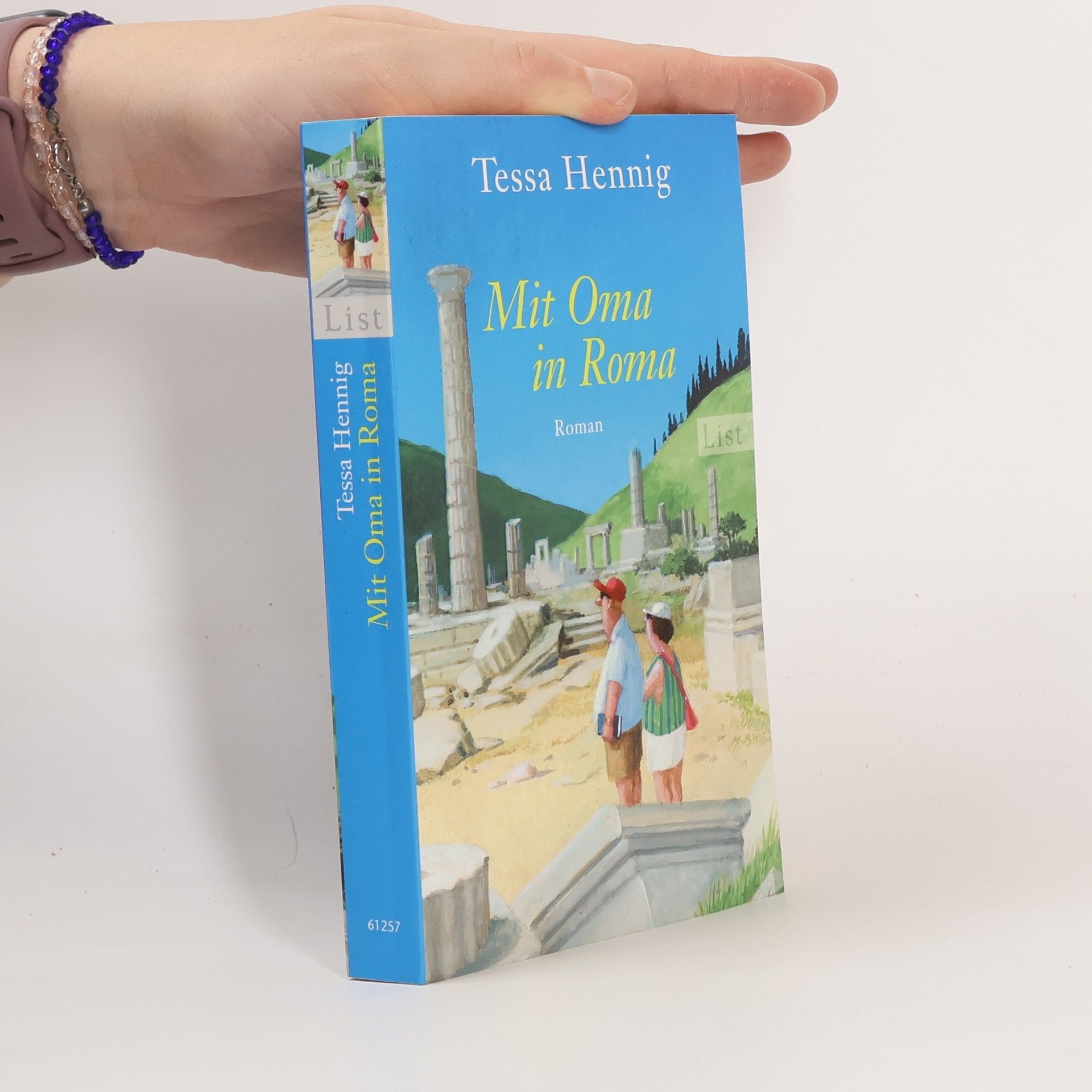 Tessa Hennig Mit Oma in Roma