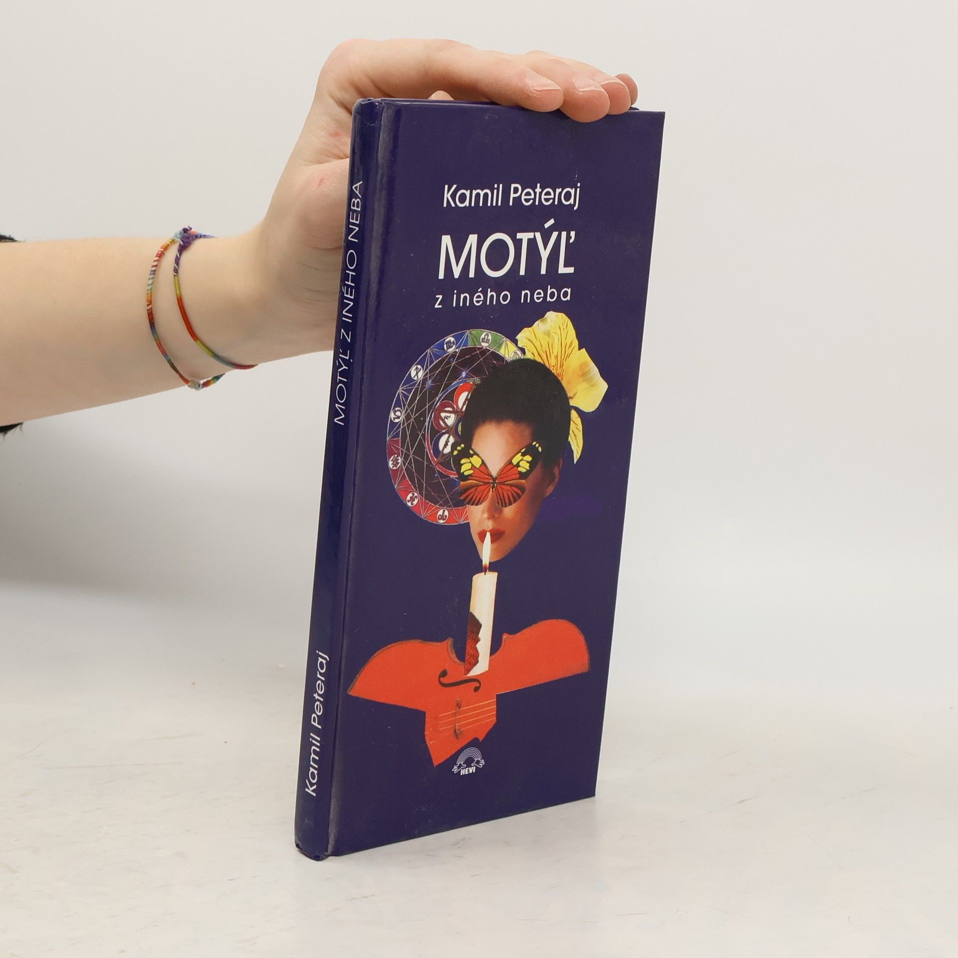 Kamil Peteraj Motýľ z iného neba