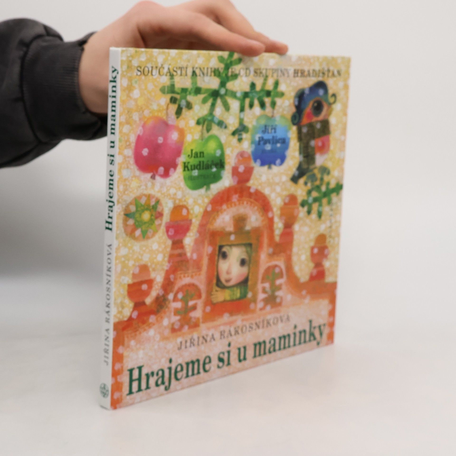 Hrajeme si u maminky