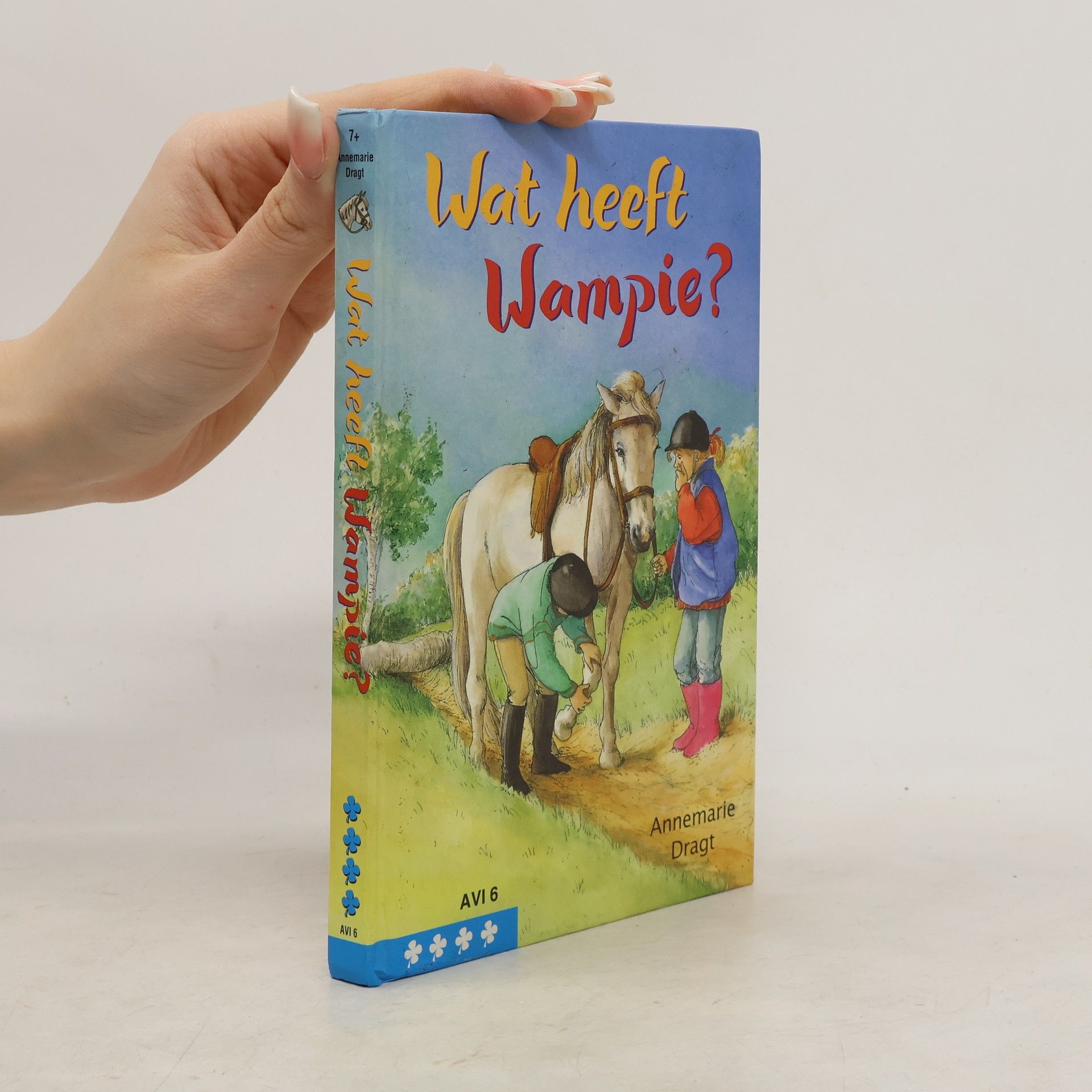 annemarie dragt Klavertje vier-serie: Wat heeft Wampie?