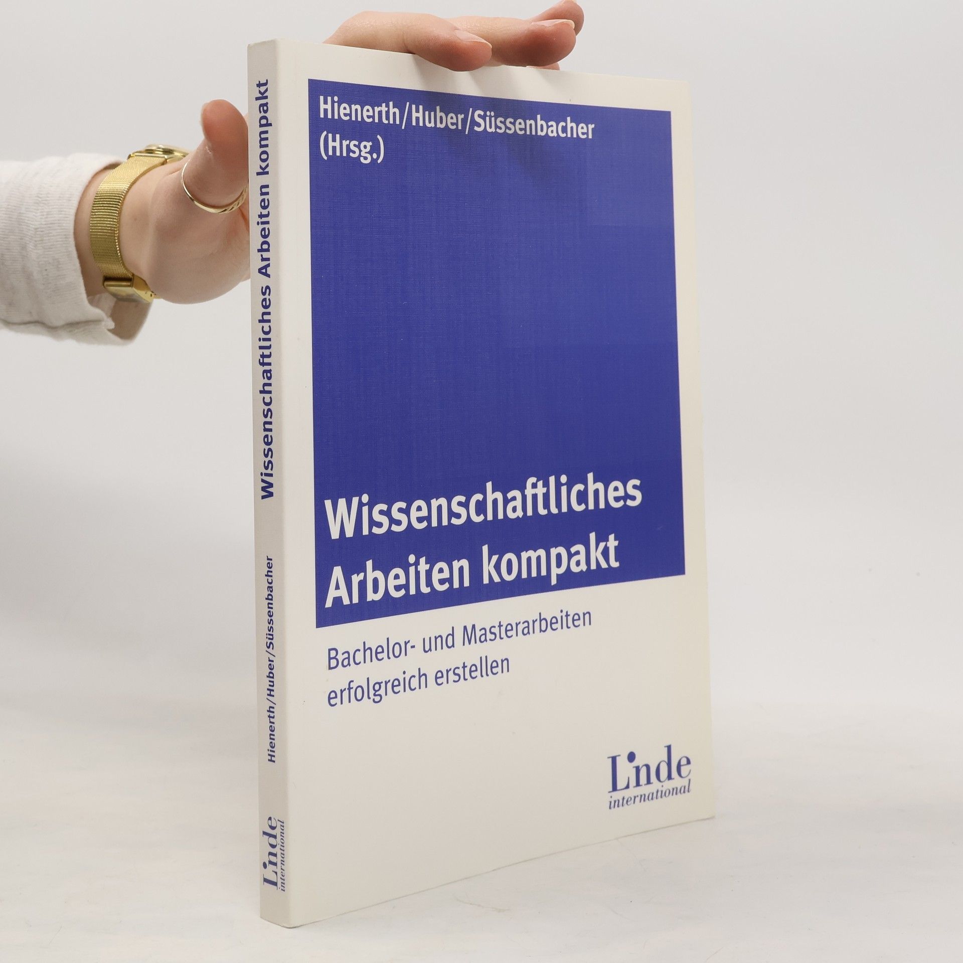 Claudia Hienerth Wissenschaftliches Arbeiten kompakt