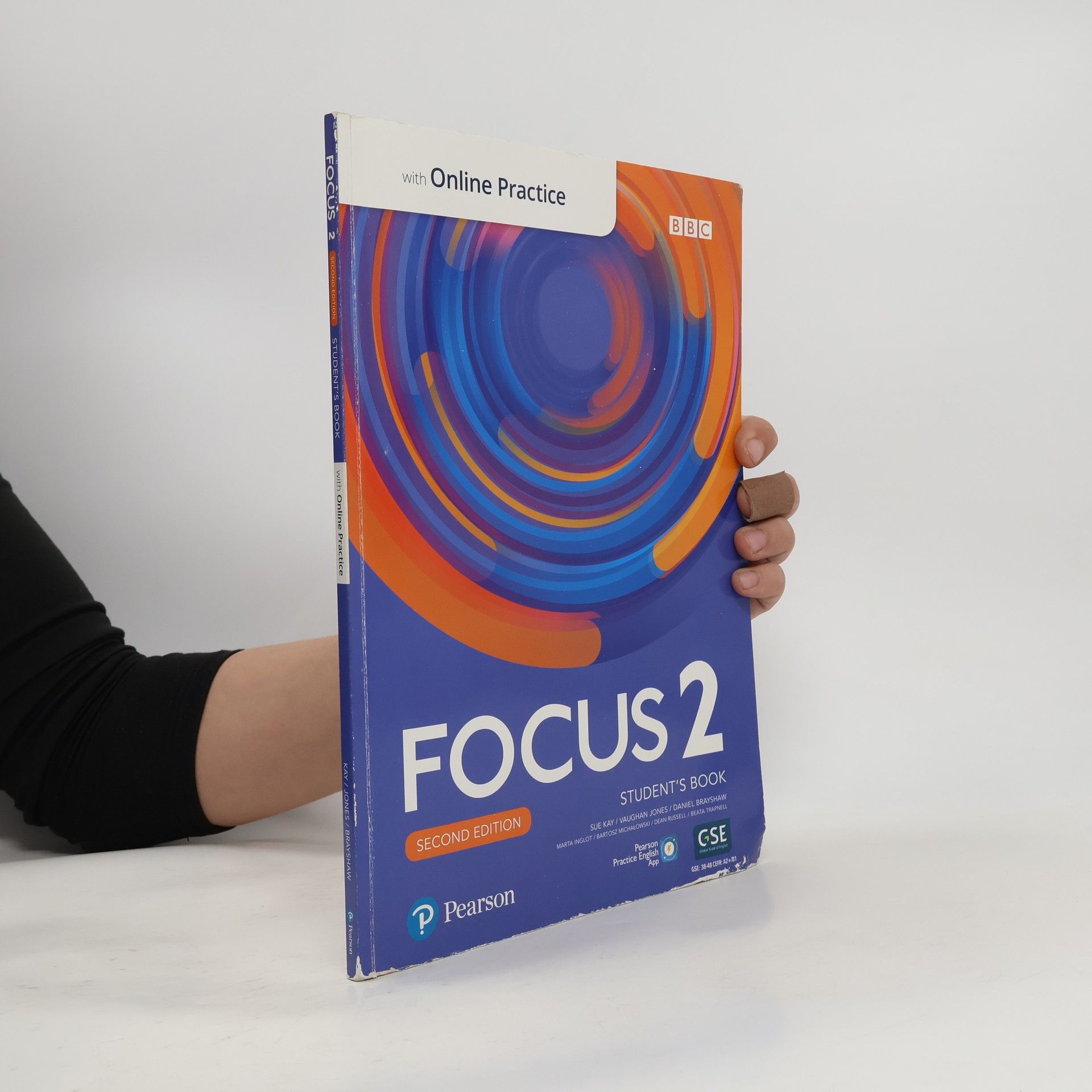 Sue Kay Focus 2 Student´s Book with Standard Pearson Practice English App (2nd)