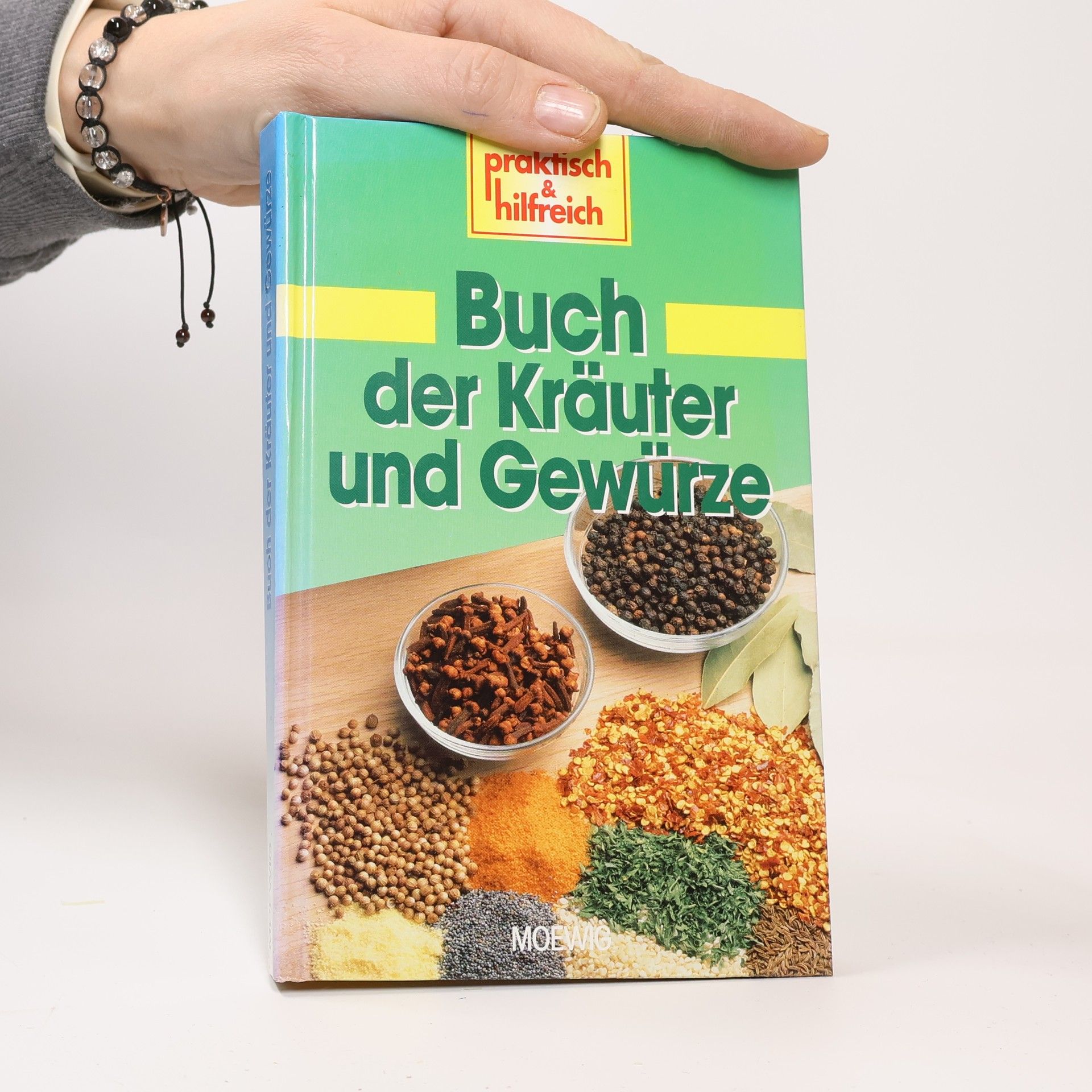 Buch der Kräuter und Gewürze