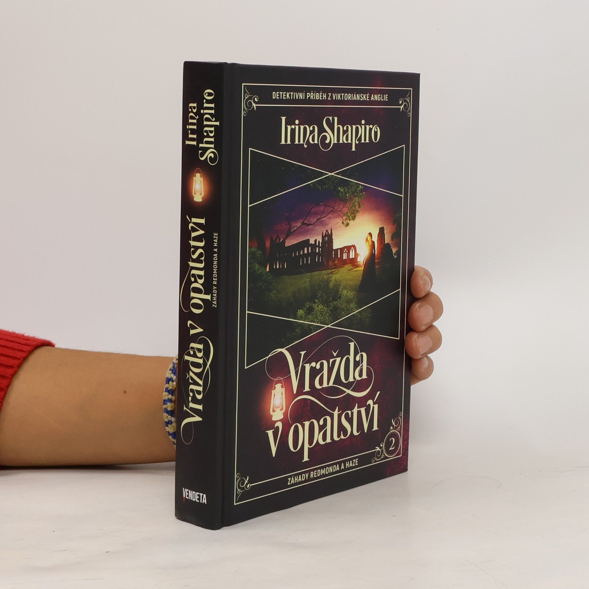 Vražda v opatství : záhady Redmonda a Haze