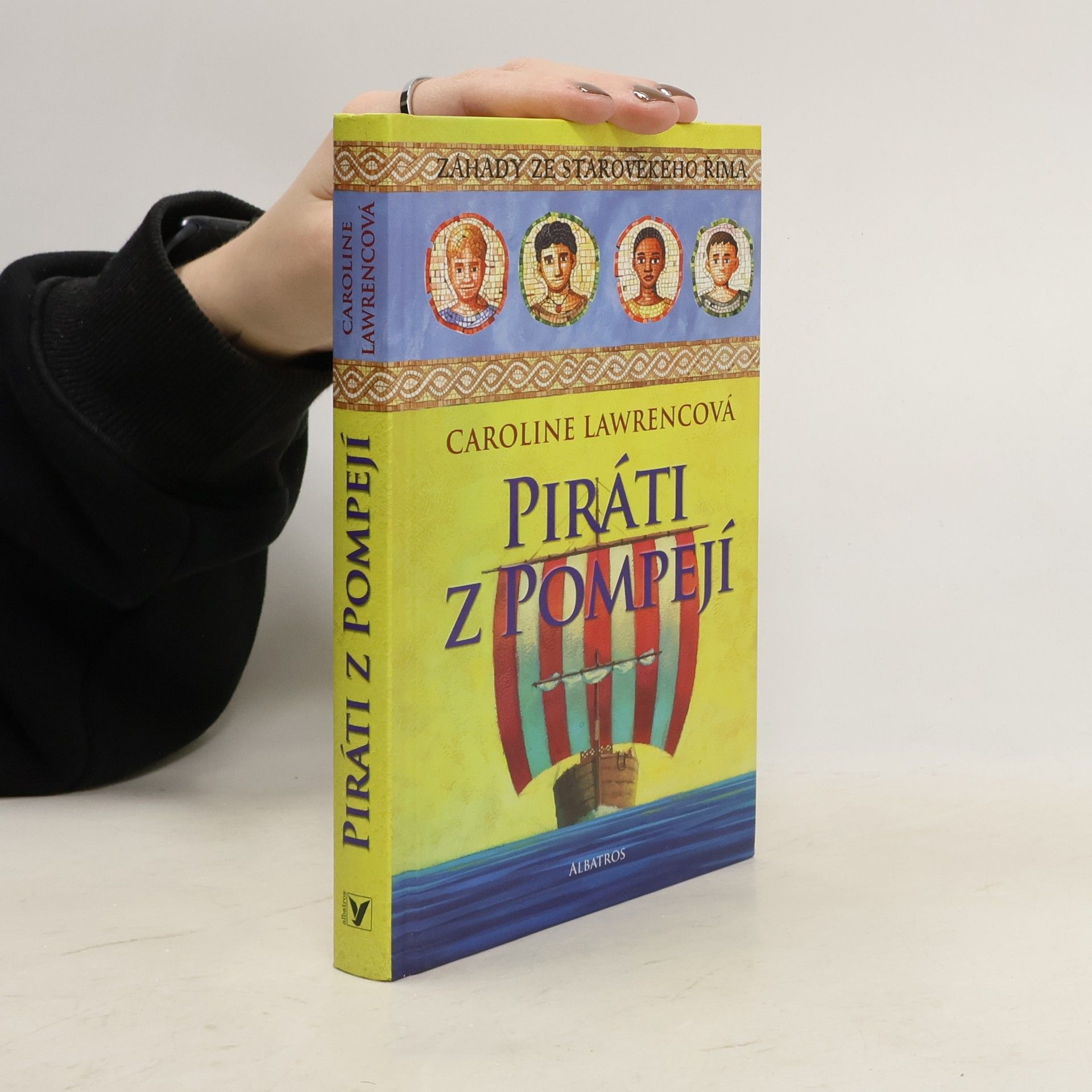 Caroline Lawrencová Piráti z Pompejí