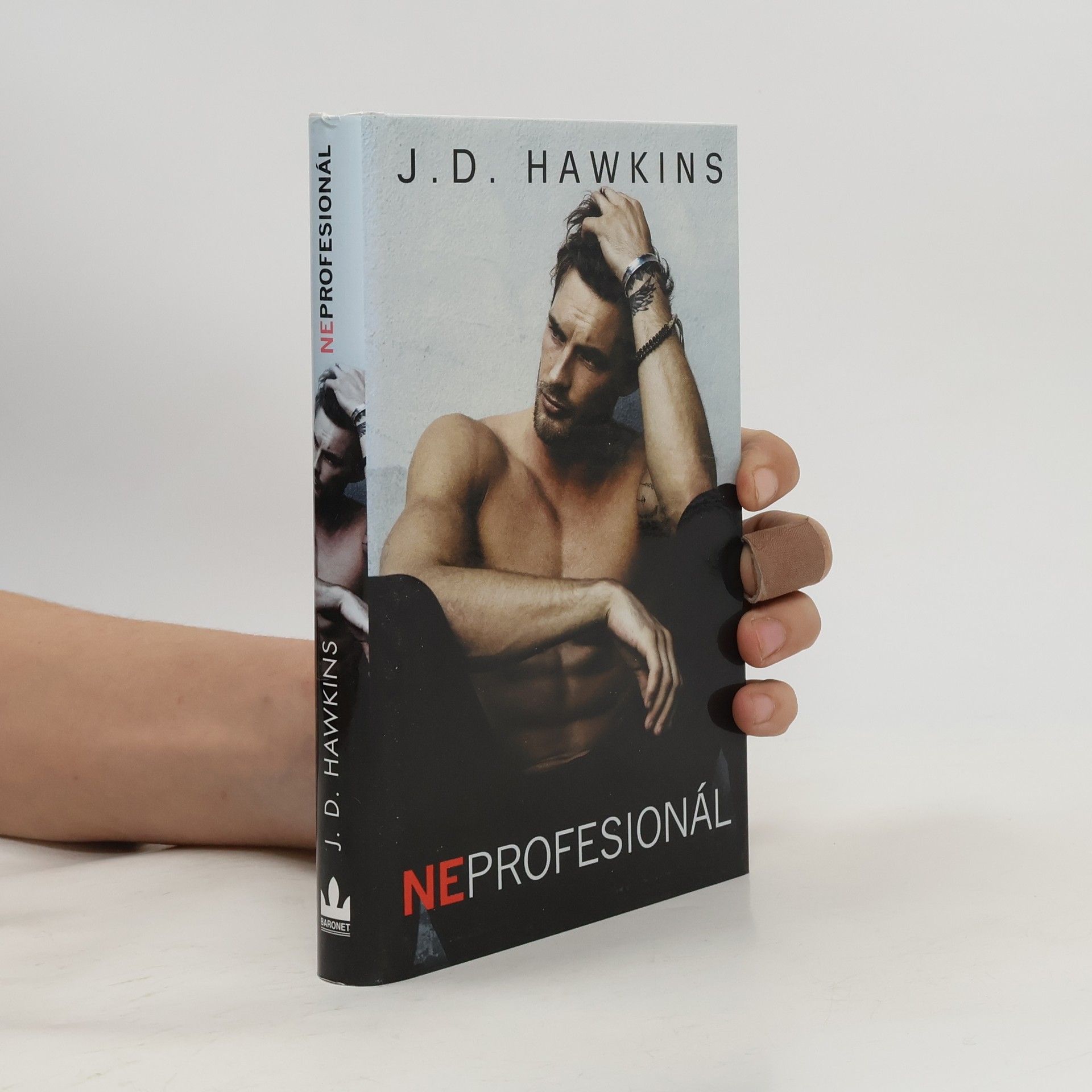 J. D. Hawkins Neprofesionál