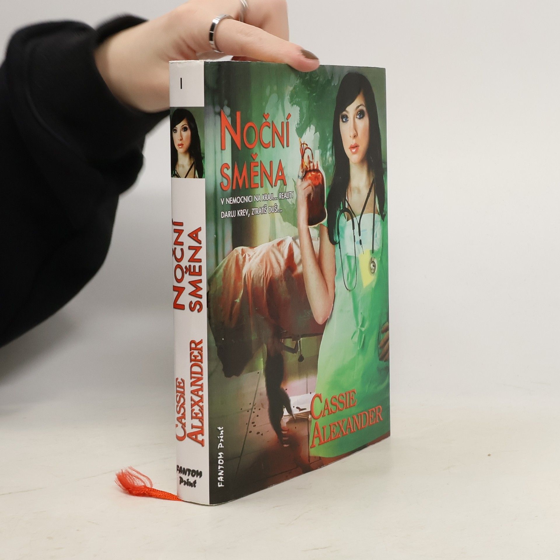 Cassie Alexander Noční směna