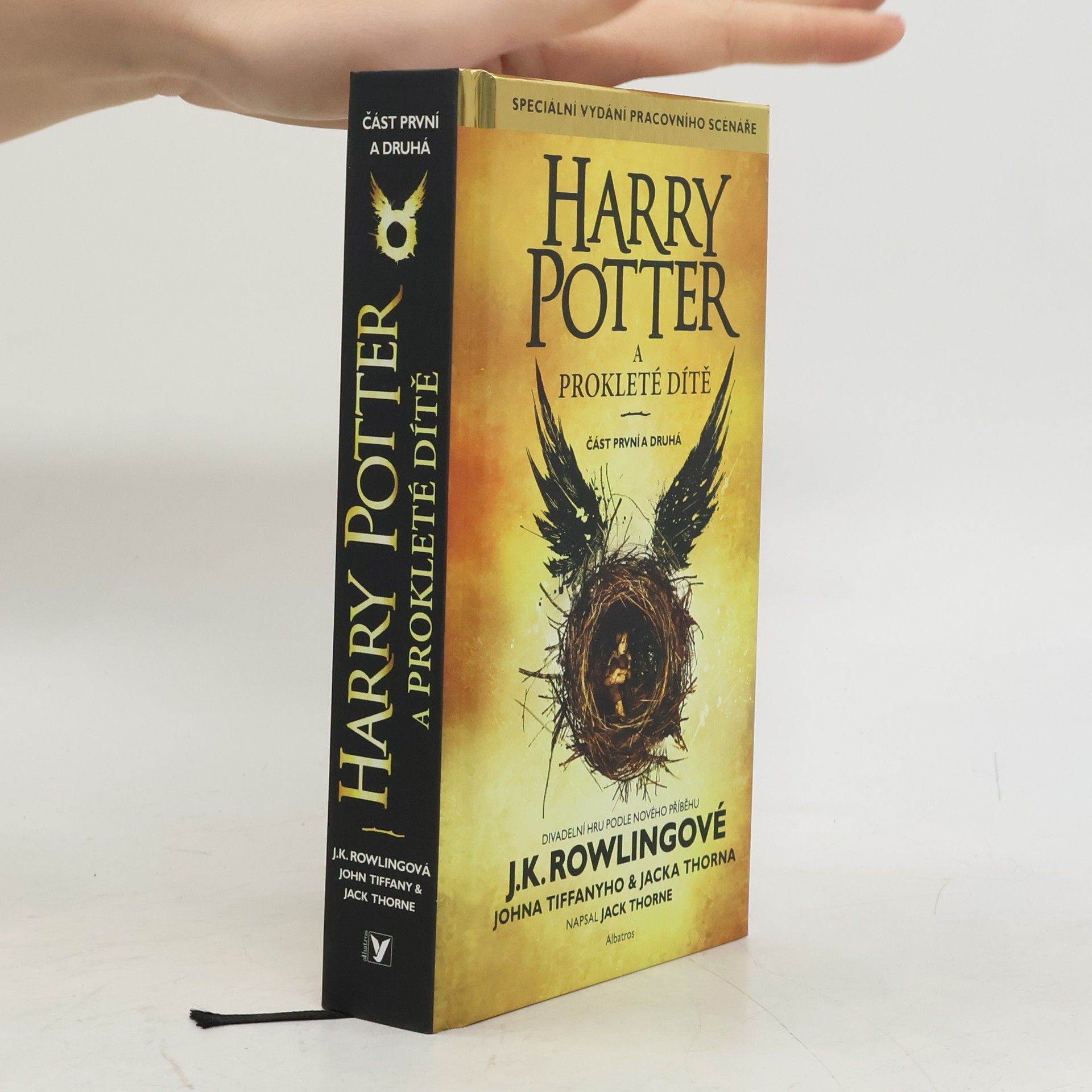 Jack Thorne Harry Potter a prokleté dítě