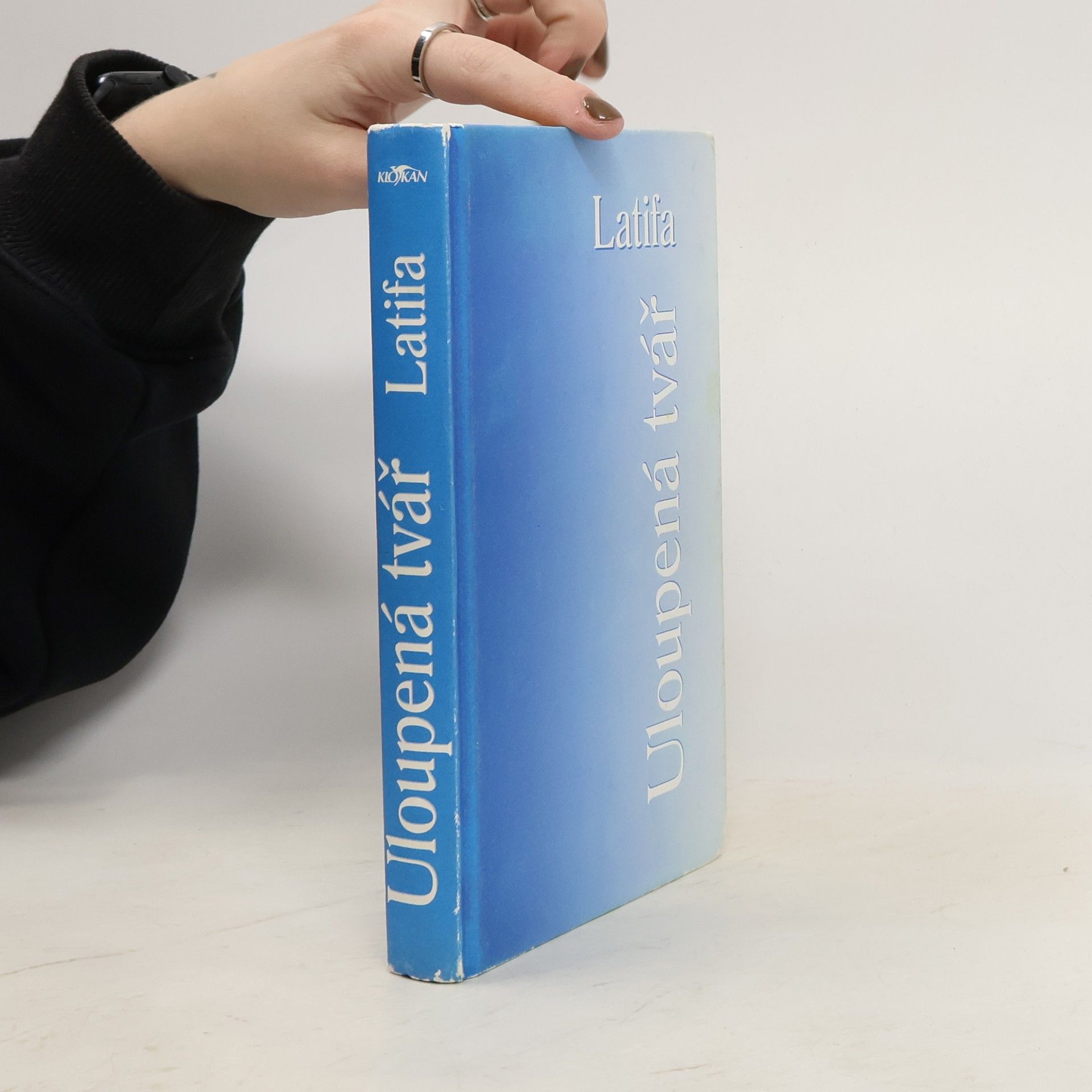 Latifa Uloupená tvář