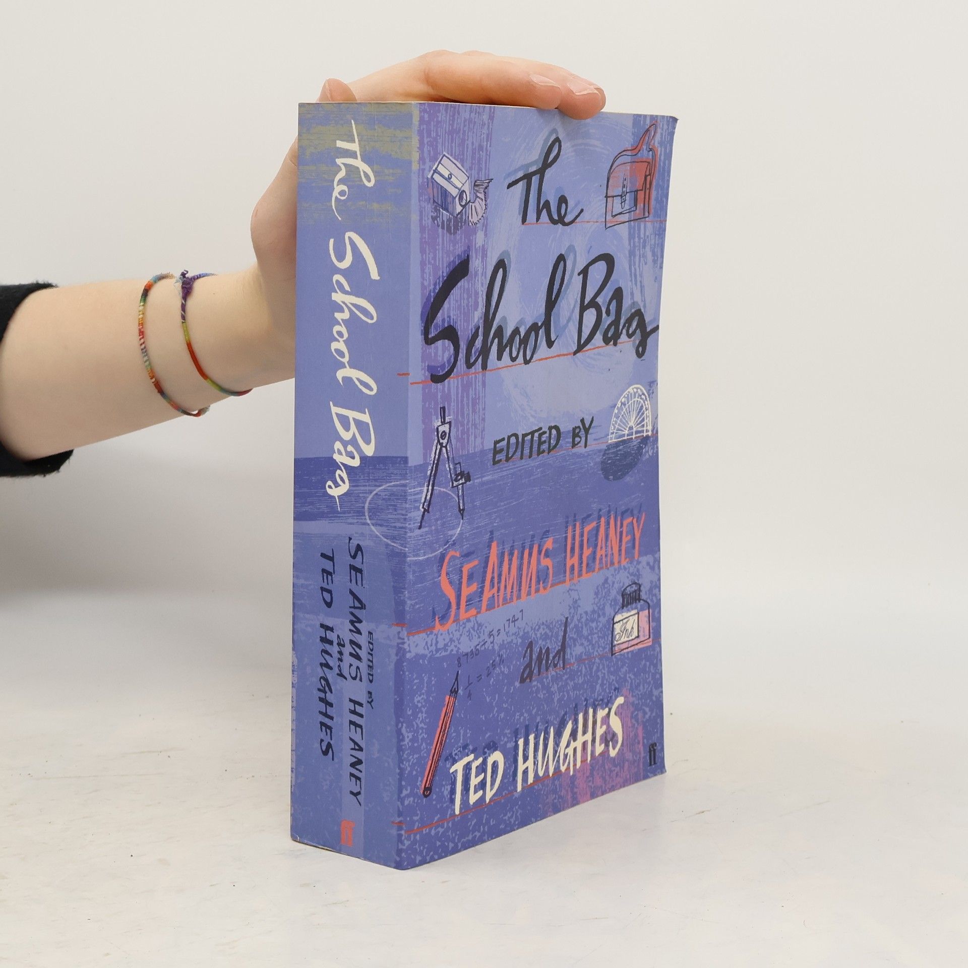 Collectif d'auteurs The School Bag