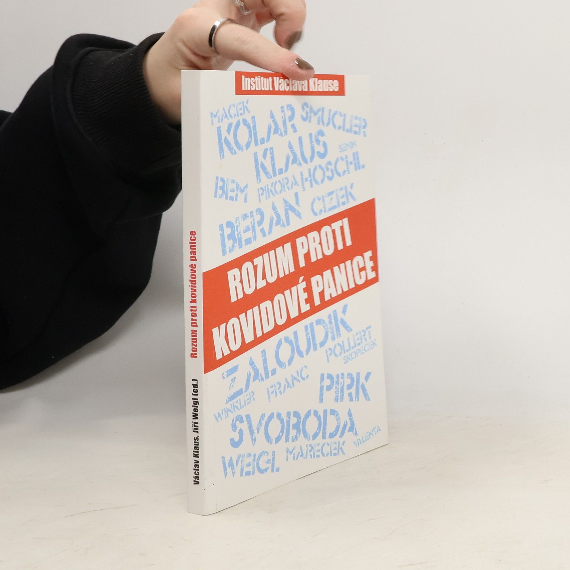 Various authors Rozum proti kovidové panice
