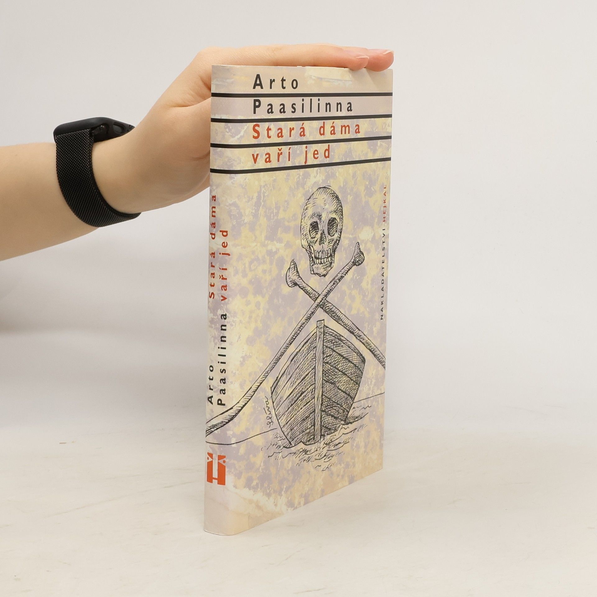 Arto Paasilinna Stará dáma vaří jed