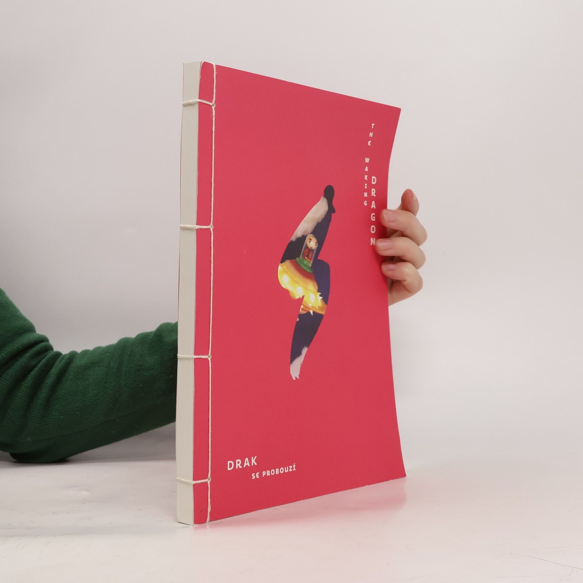 Petra Polláková Drak se probouzí : The waking dragon