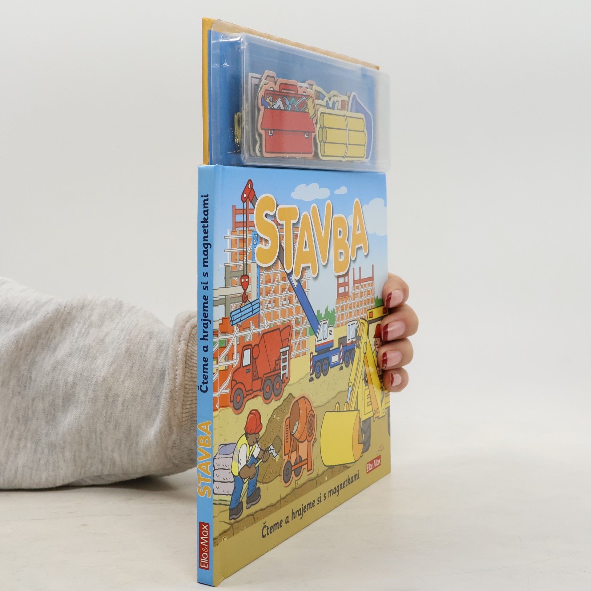 Ema Potužníková Stavba: čteme a hrajeme si s magnetkami