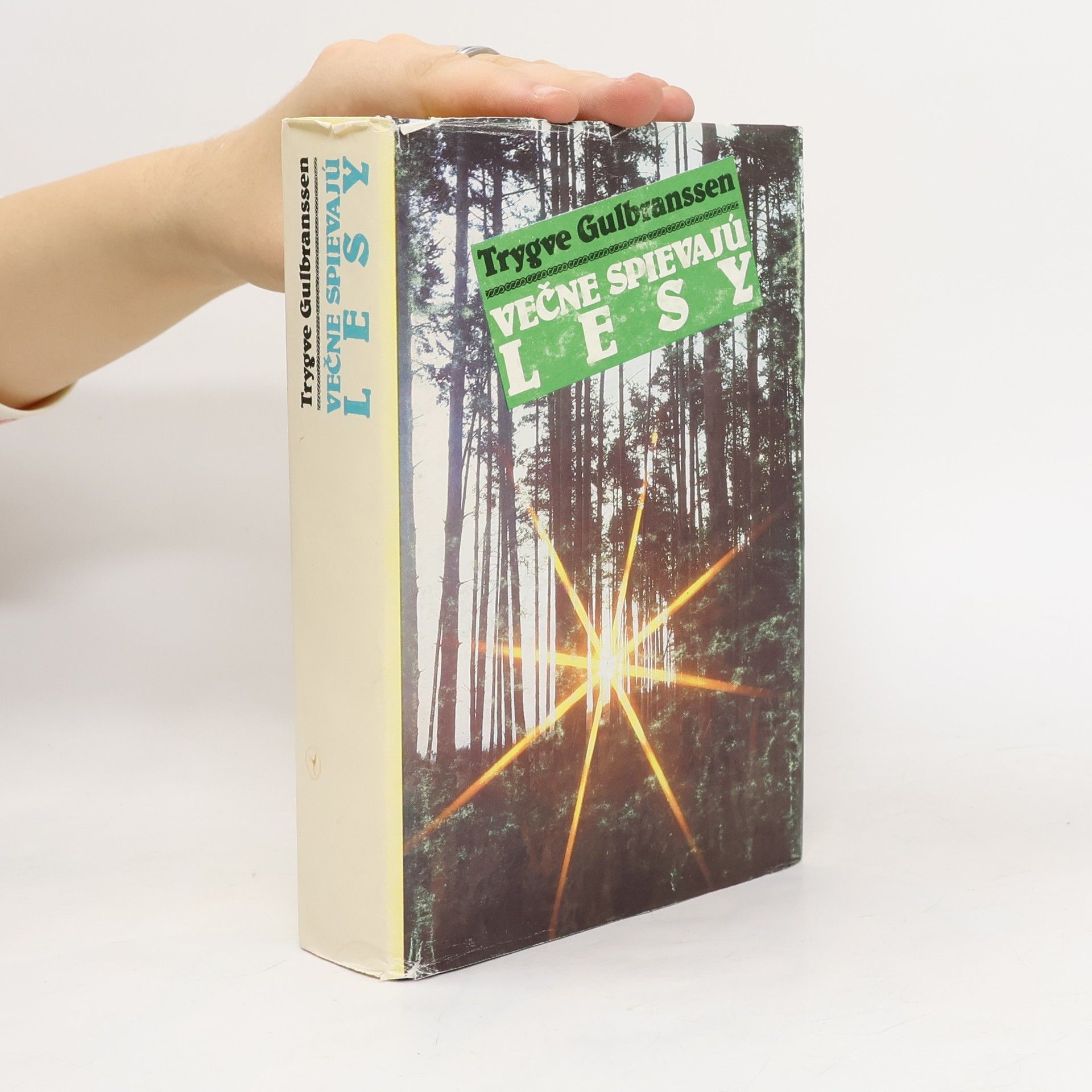 Trygve Gulbranssen Večne spievajú lesy