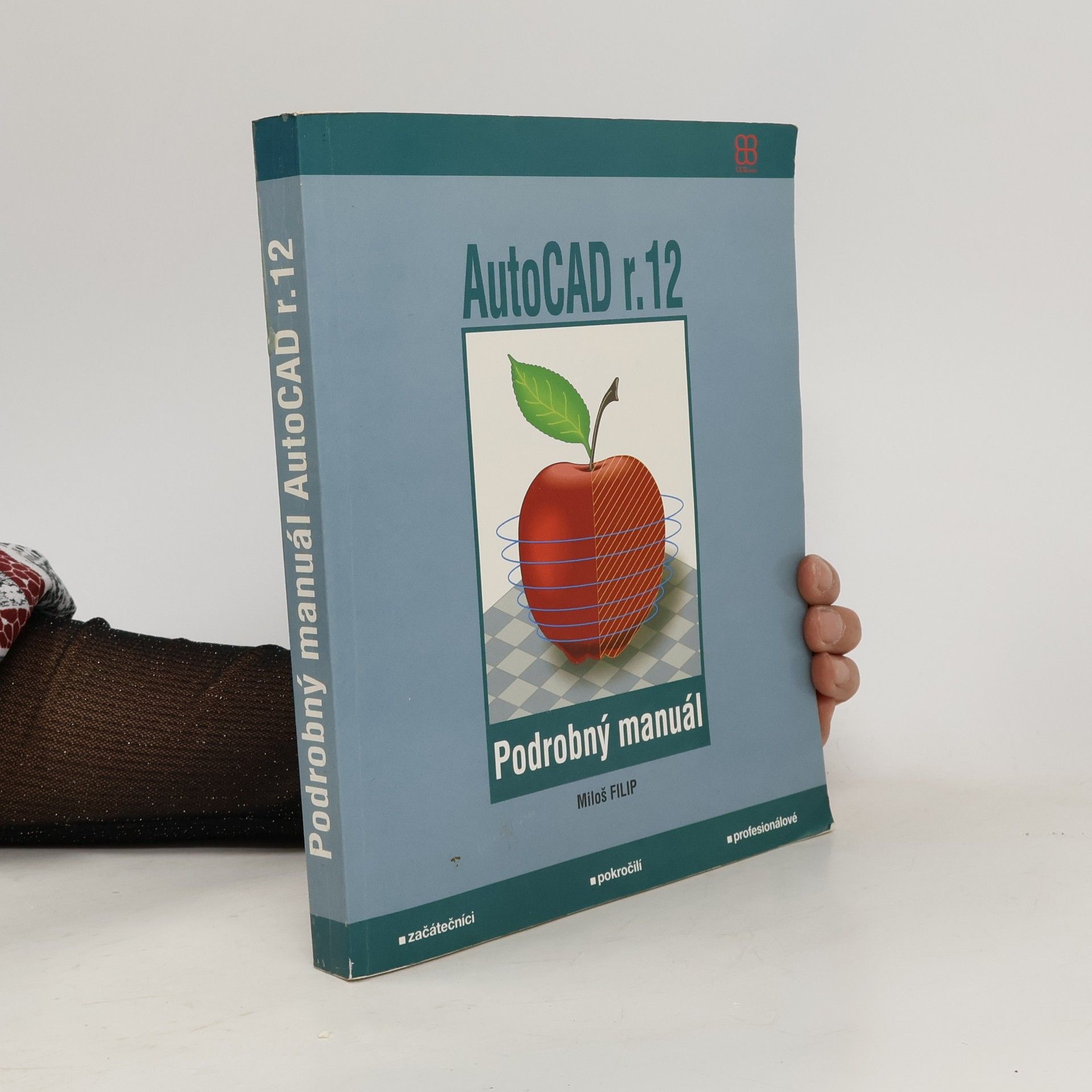 AutoCAD r.12. Podrobný manuál