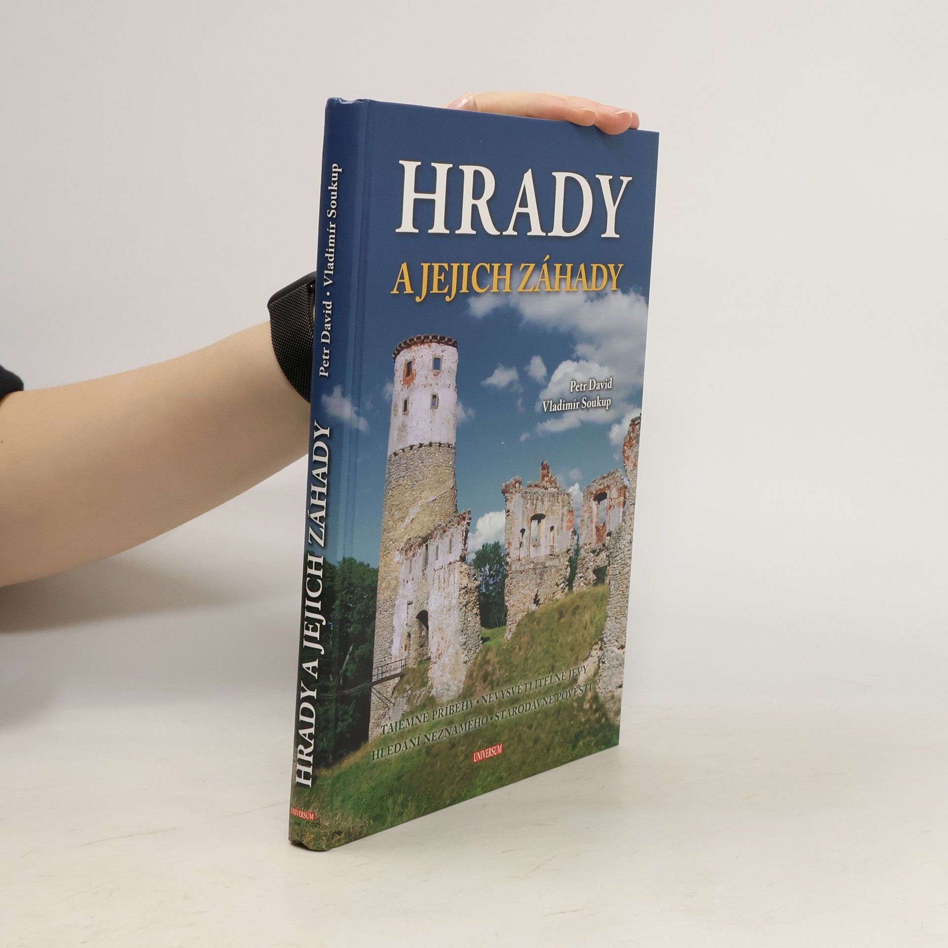 Petr David Hrady a jejich záhady