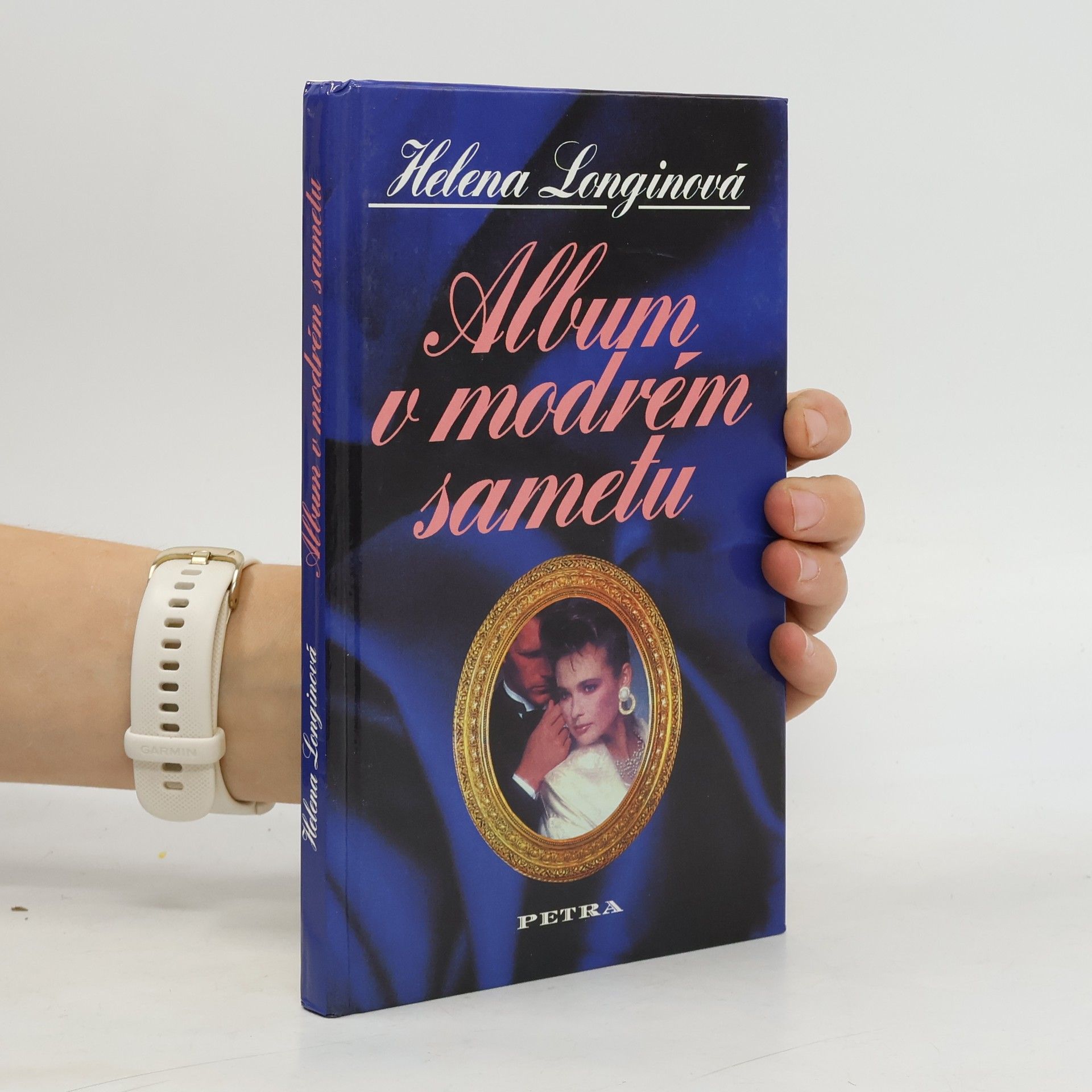 Helena Longinová Album v modrém sametu: Román pro ženy