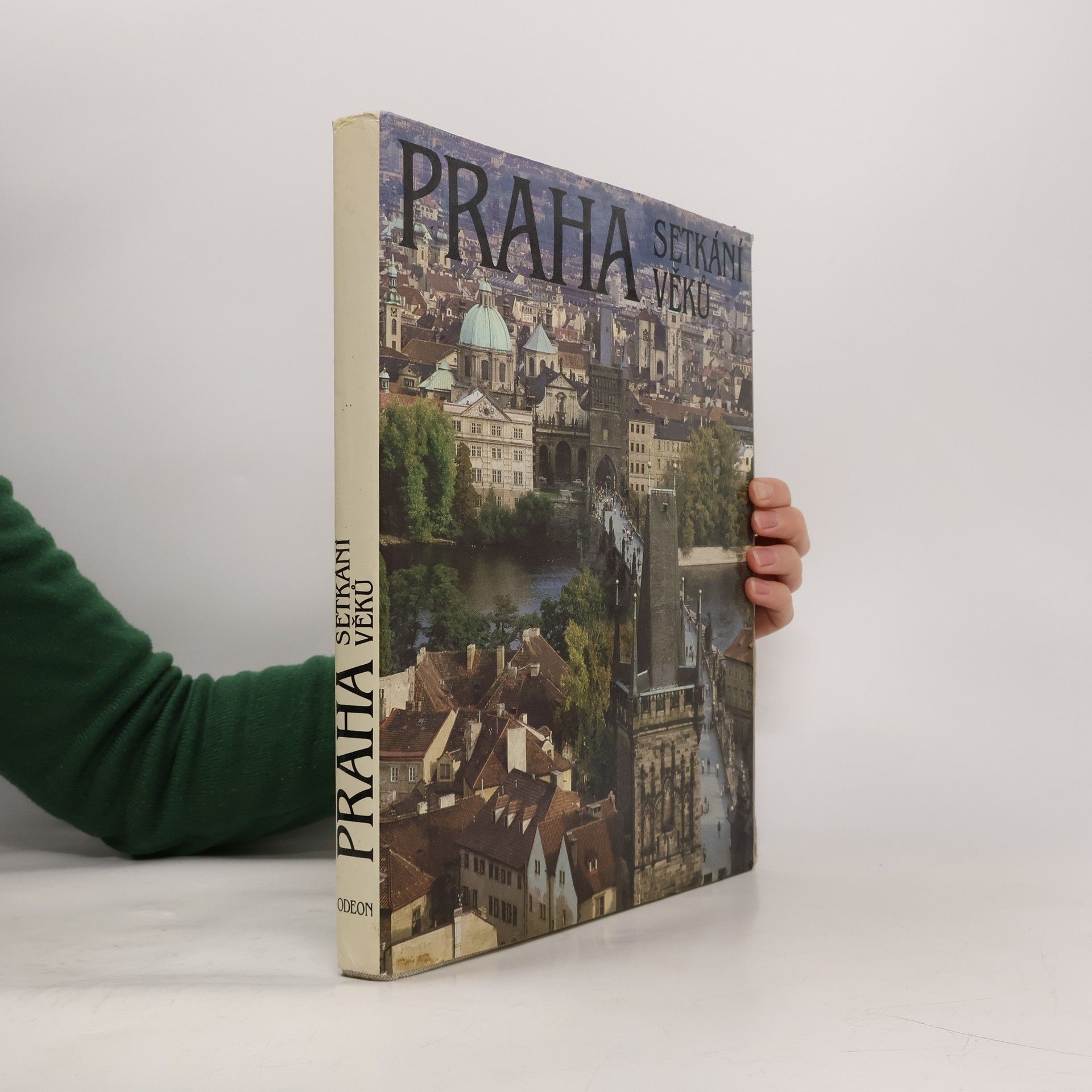 Karel Neubert Praha. Setkání věků