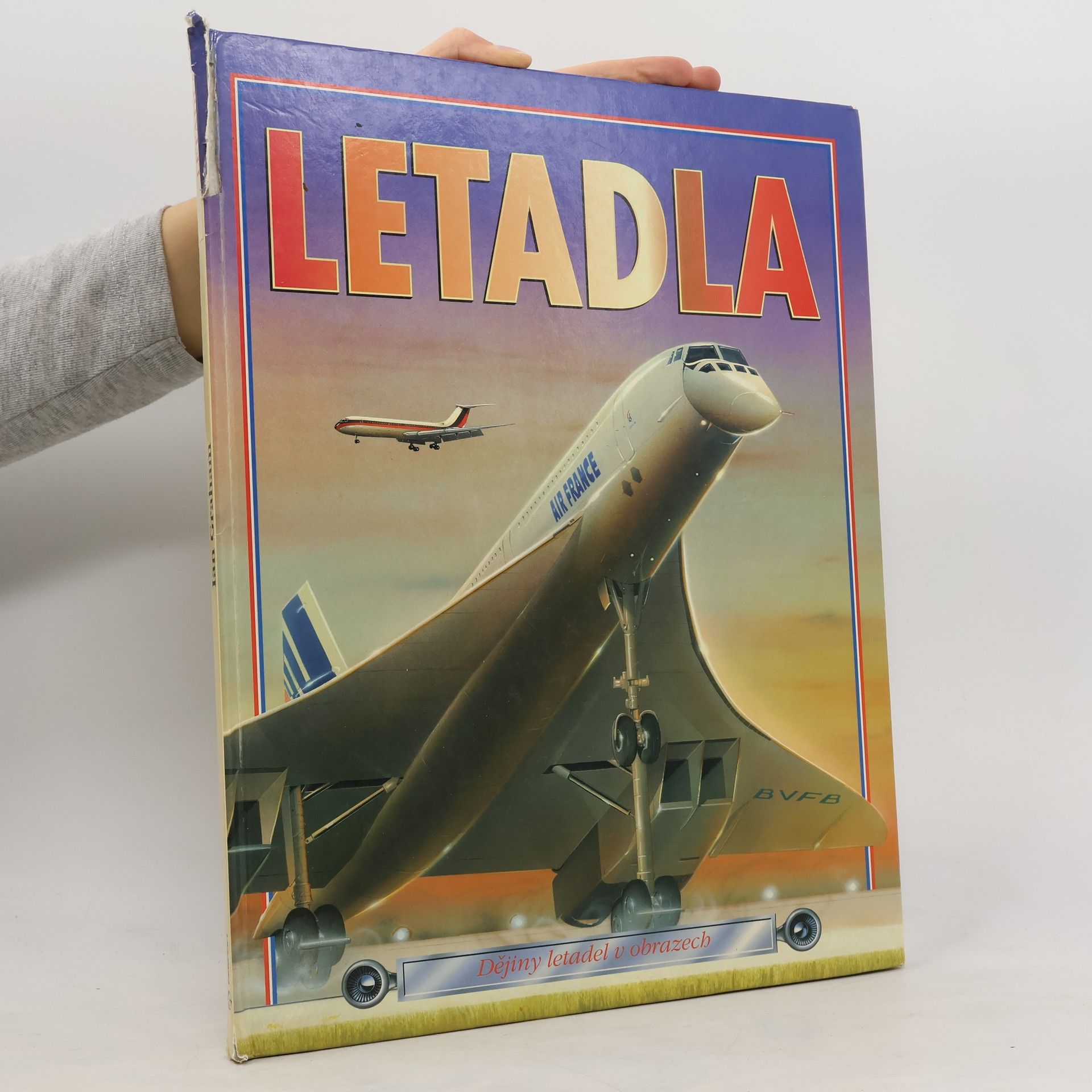 Ian Graham Letadla -Dějiny letadel v obrazech