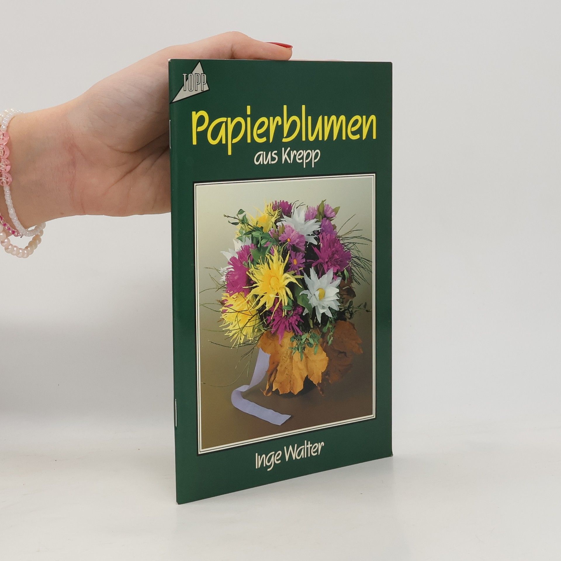 Papierblumen aus Krepp