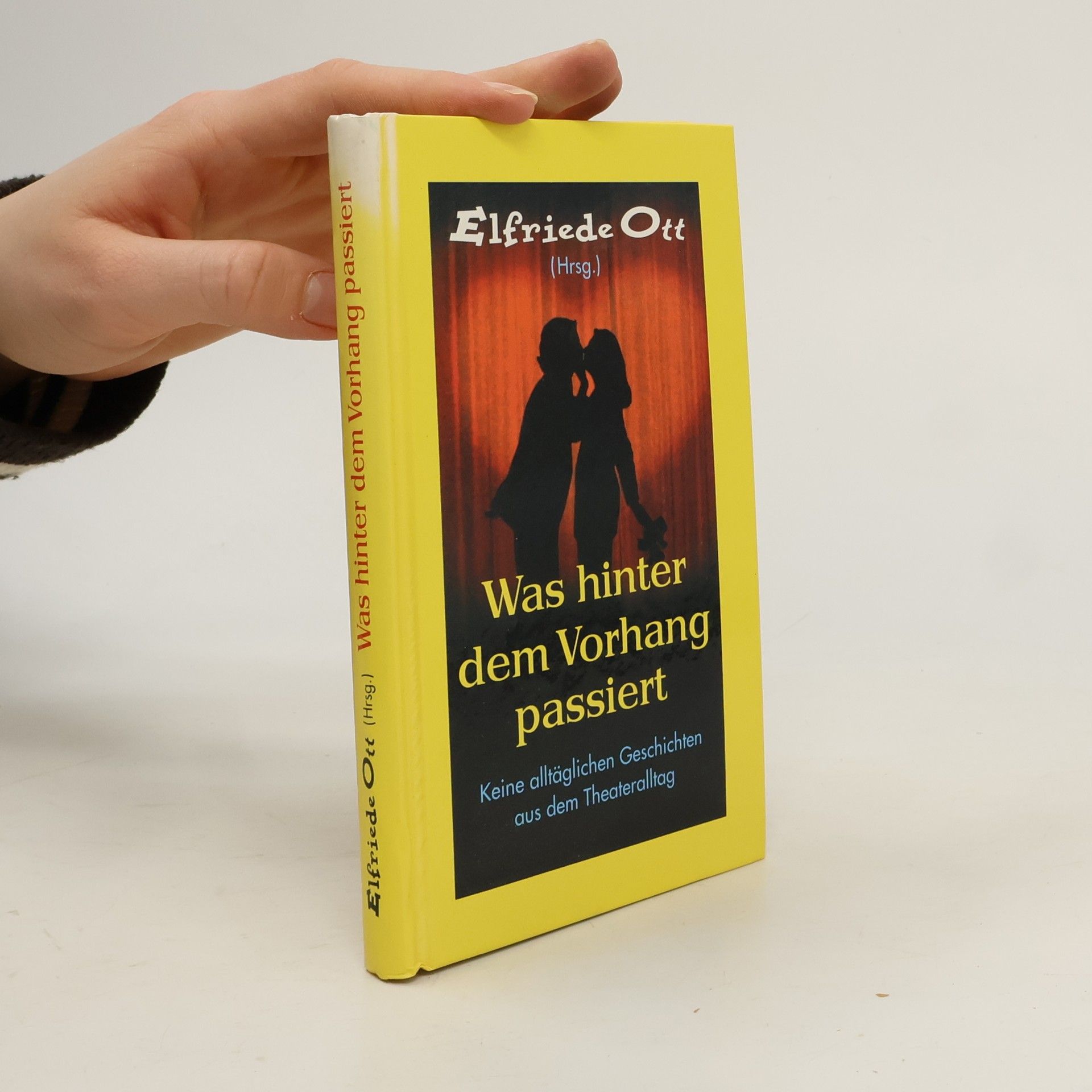 Was hinter dem Vorhang passiert