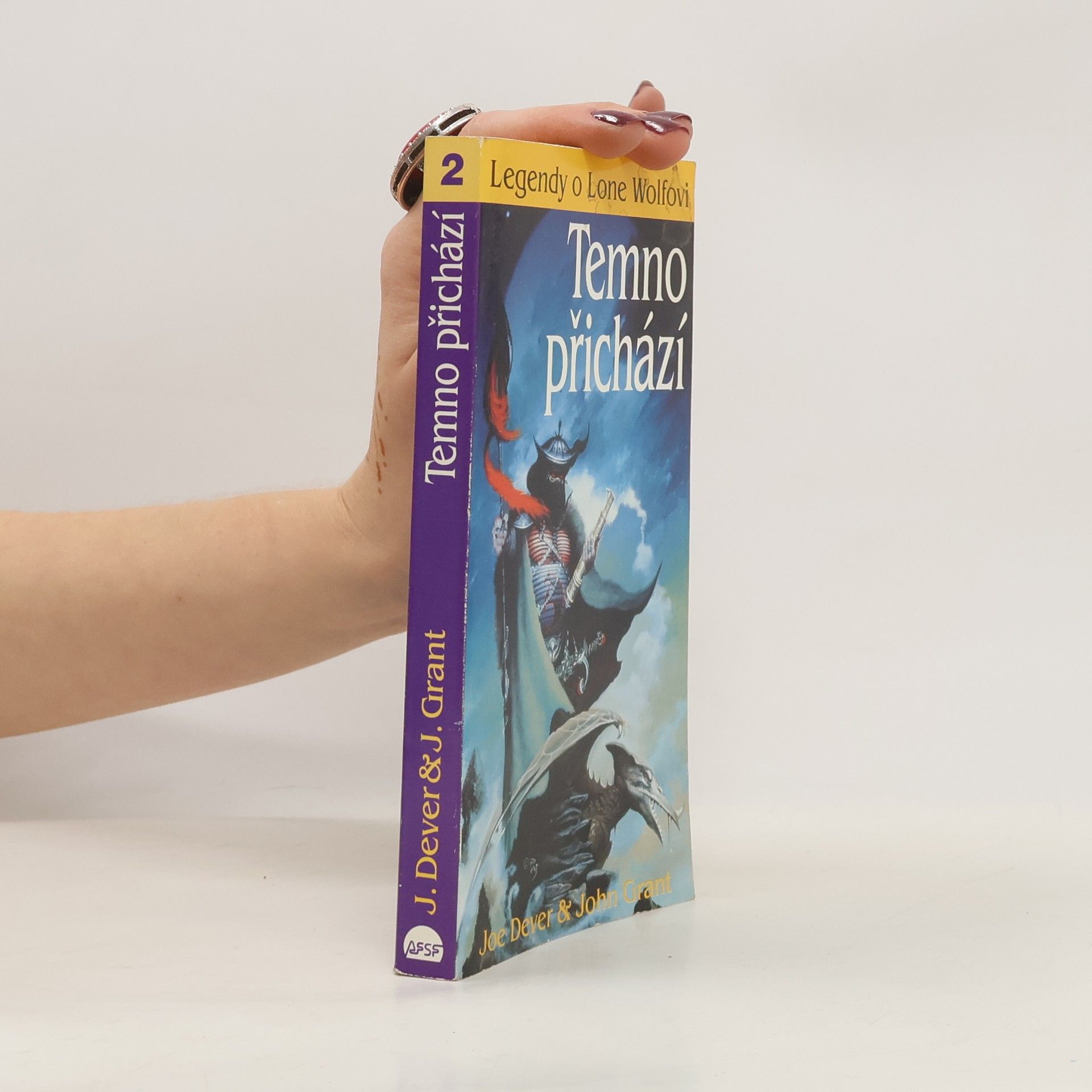 Joe Dever Temno přichází