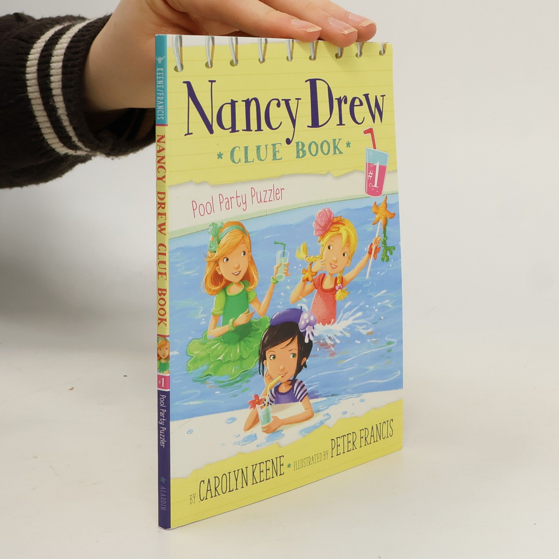 Carolyn Keene Nancy Drew Clue Book - 1: Pool Party Puzzler