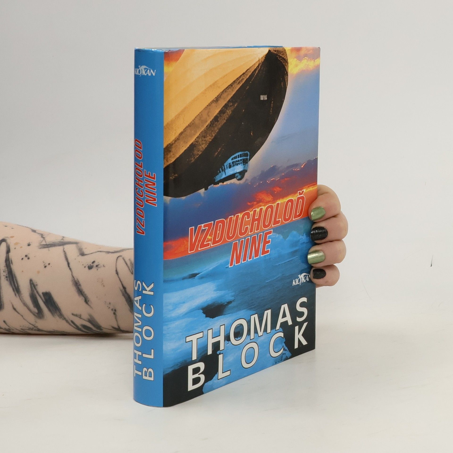 Thomas Block Vzducholoď Nine