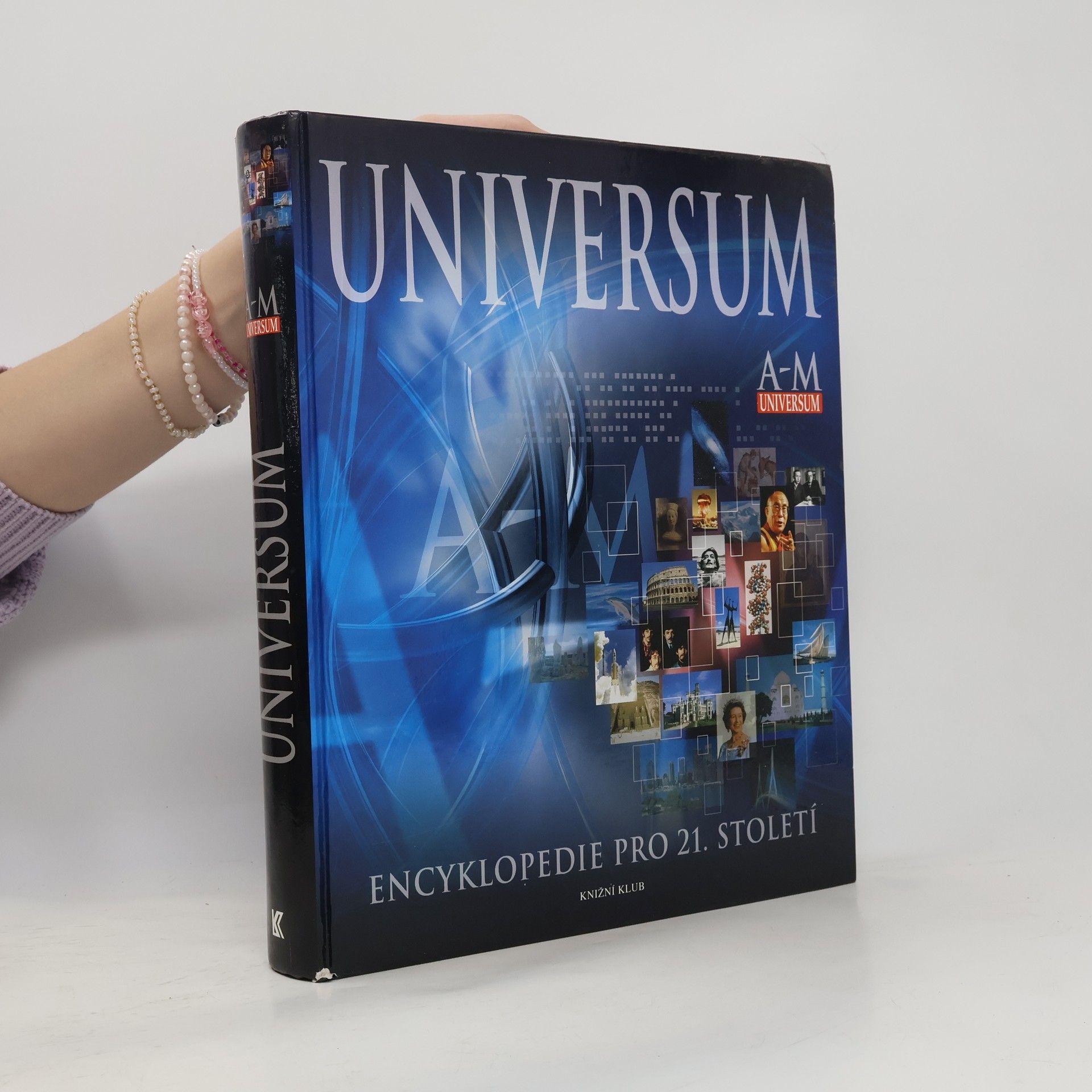 Autores varios Universum A-M. Encyklopedie pro 21. století