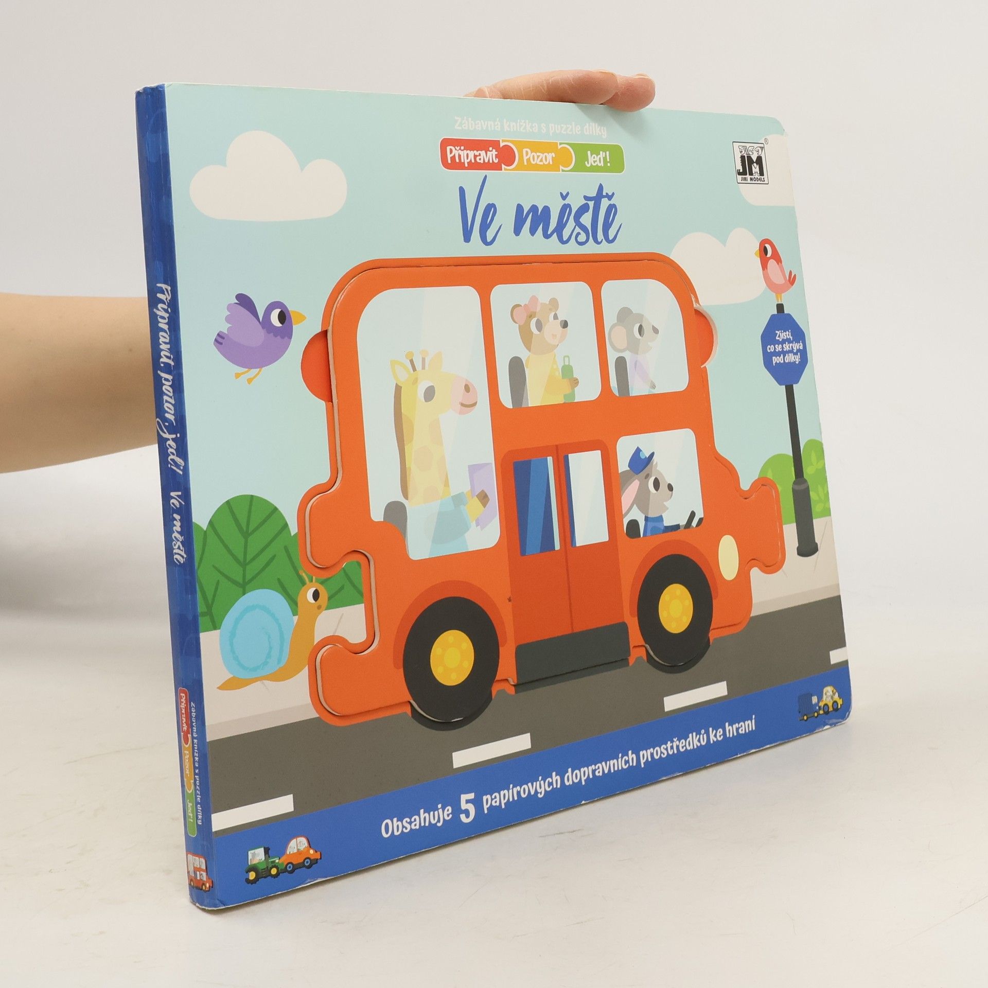 Collectif d'auteurs Ve městě