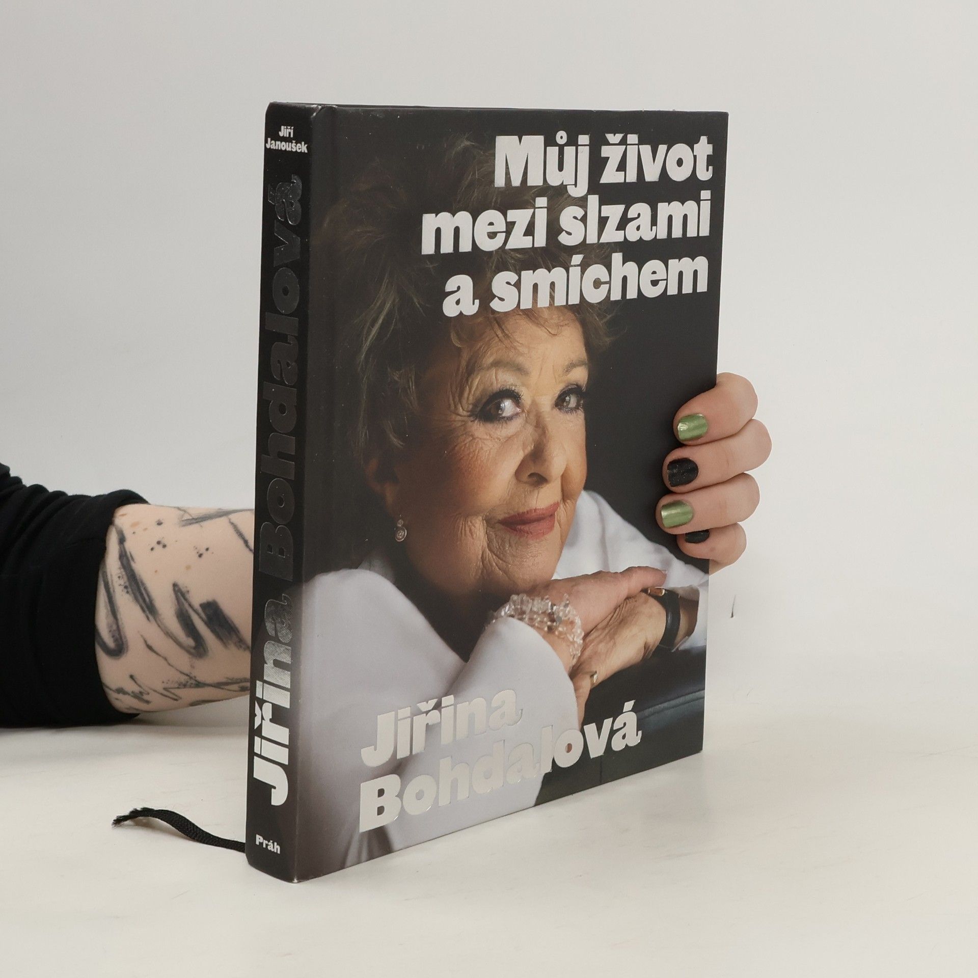 Můj život mezi slzami a smíchem