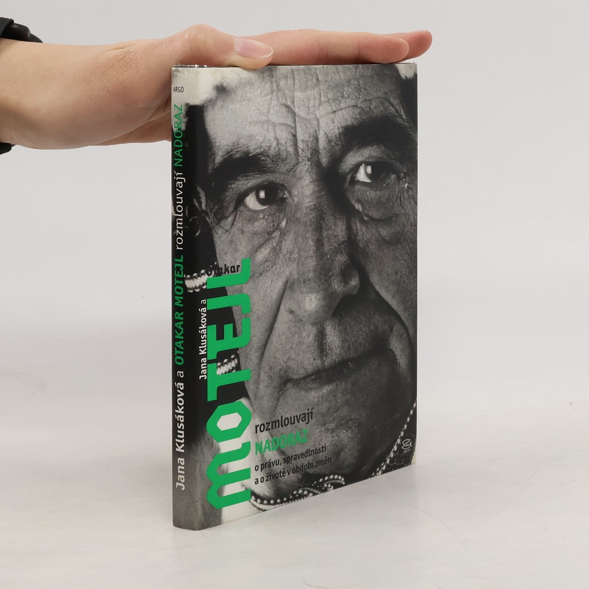 Jana Klusáková Jana Klusáková a Otakar Motejl rozmlouvají nadoraz