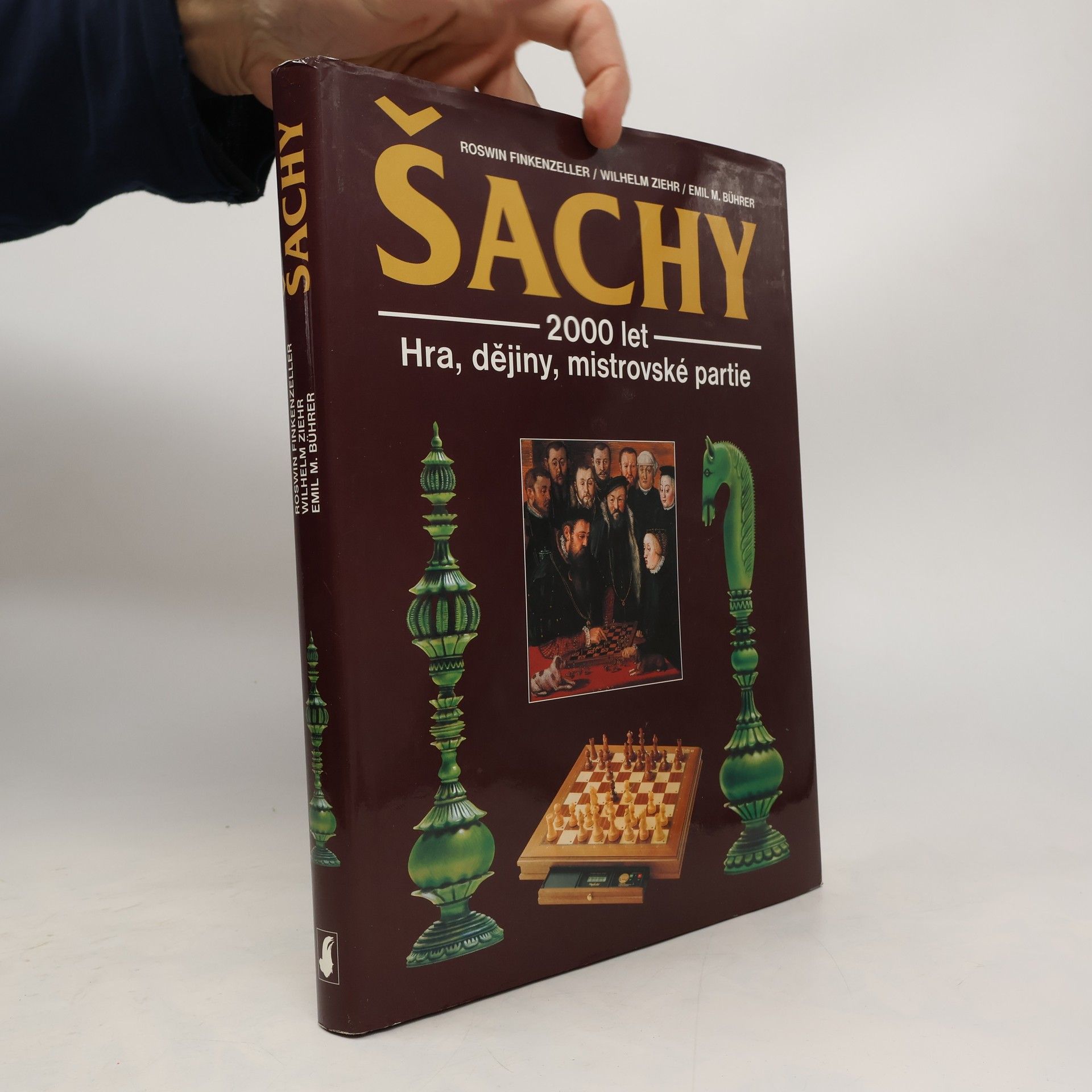 Šachy : 2000 let dějin hry