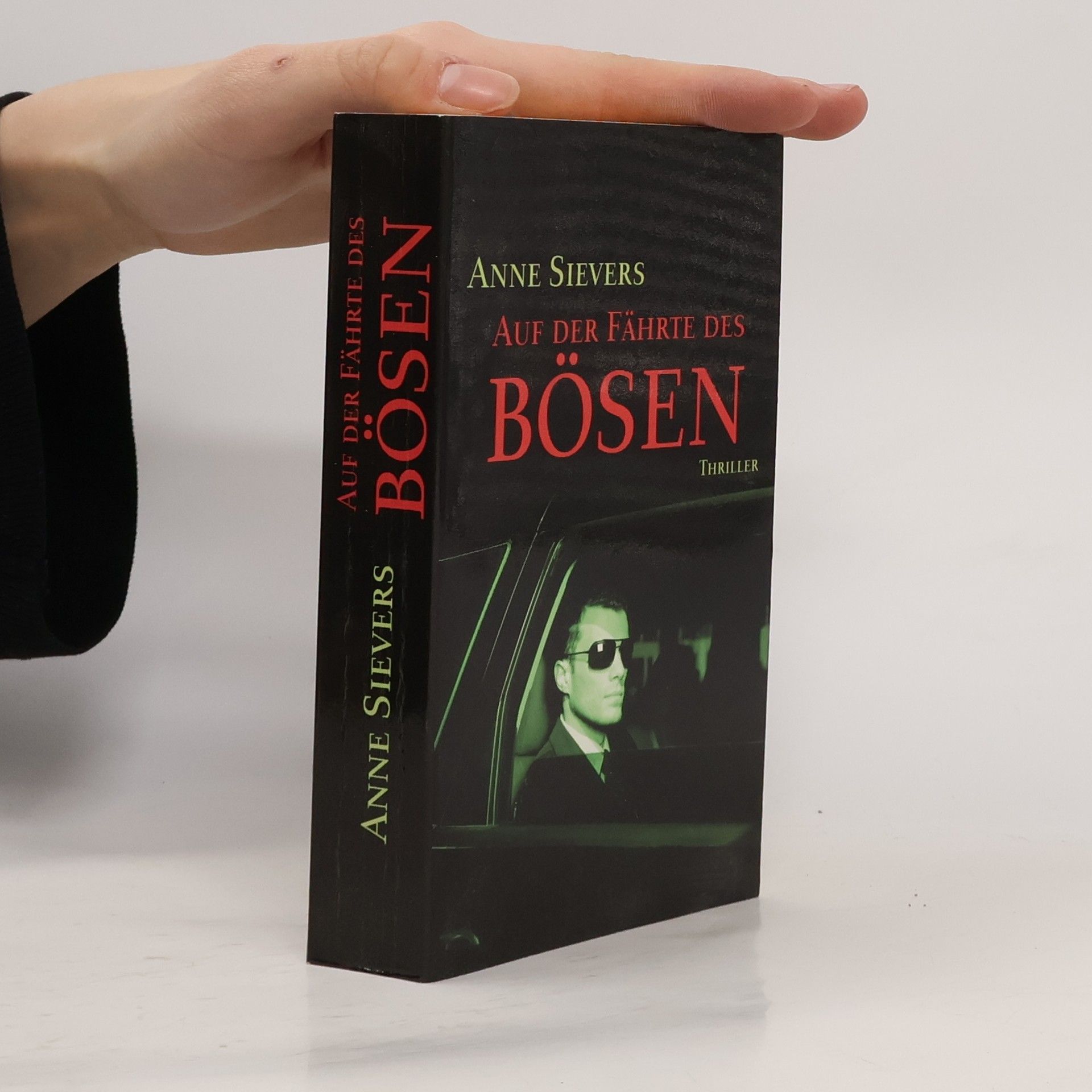 Auf der Fährte des Bösen