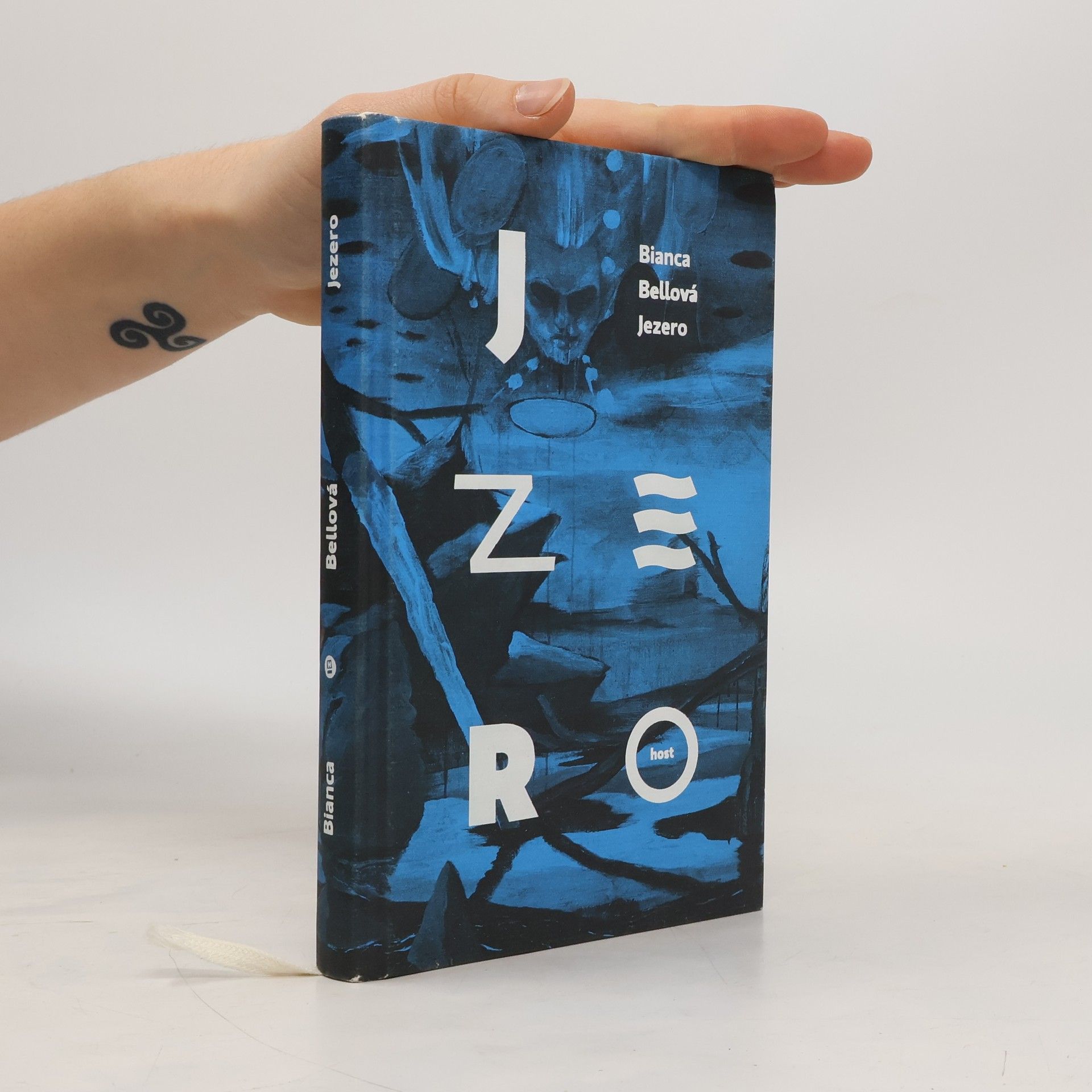 Bianca Bellová Jezero