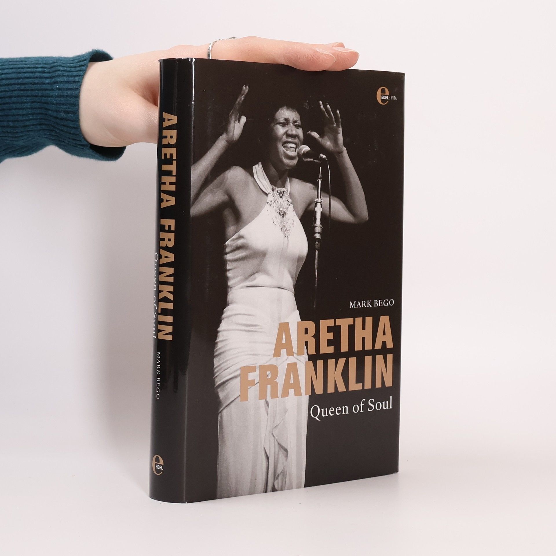 Mark Bego Aretha Franklin