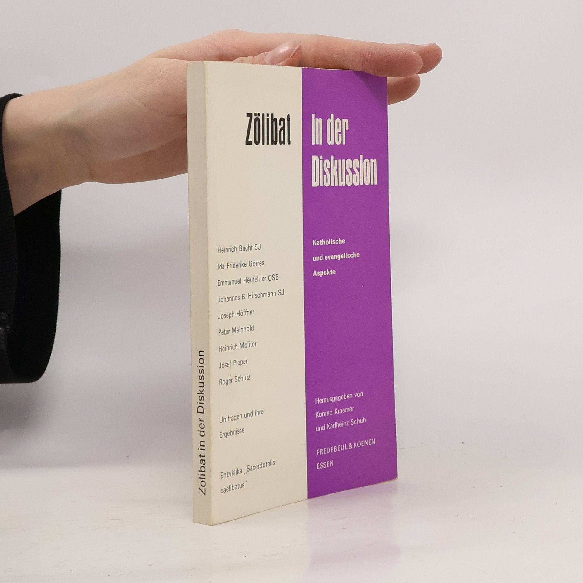 Collectif d'auteurs Zölibat in der Diskussion