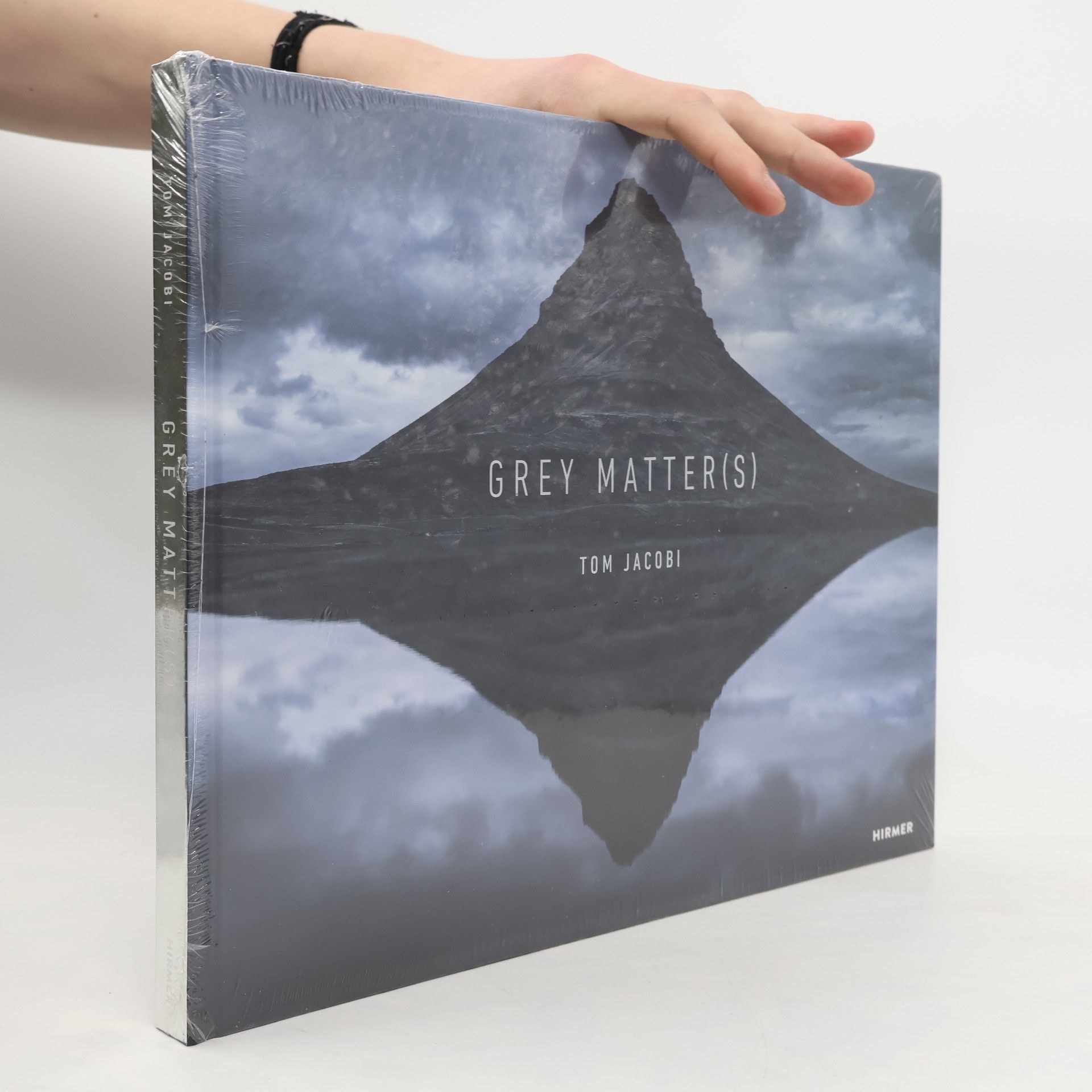 Tom Jacobi Grey Matter(s)