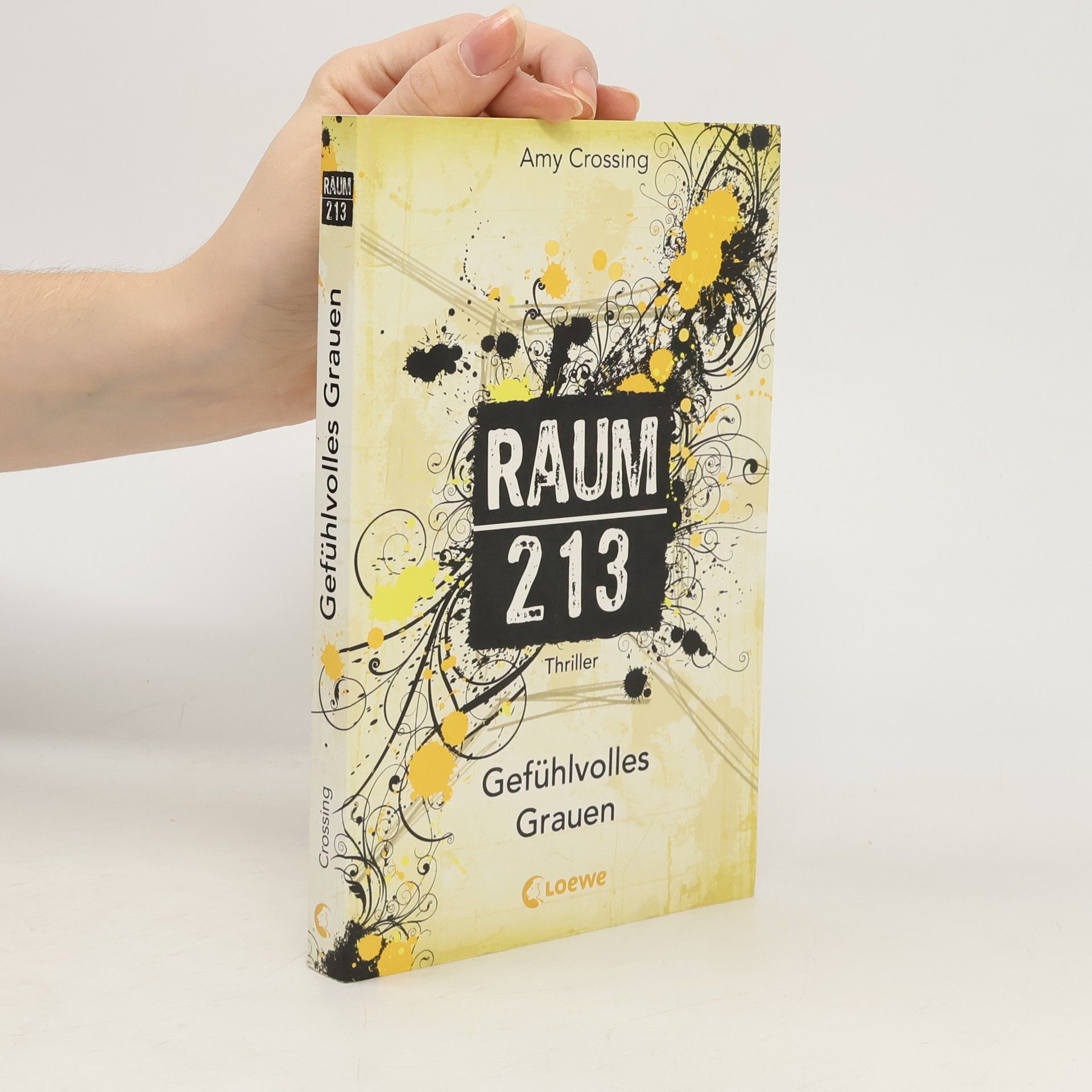 Amy Crossing Raum 213 - gefühlvolles Grauen