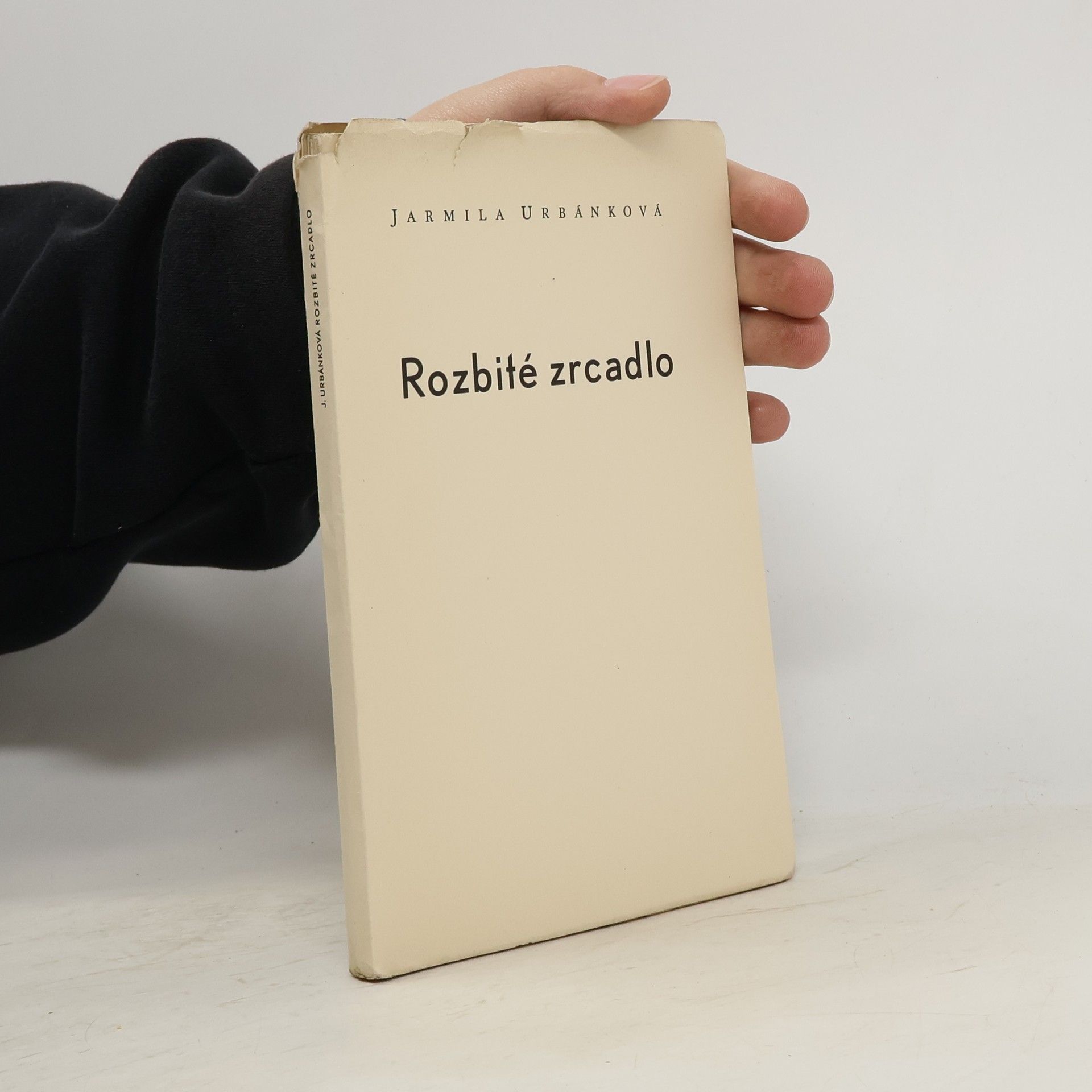 Urbánková Jarmila Rozbité zrcadlo