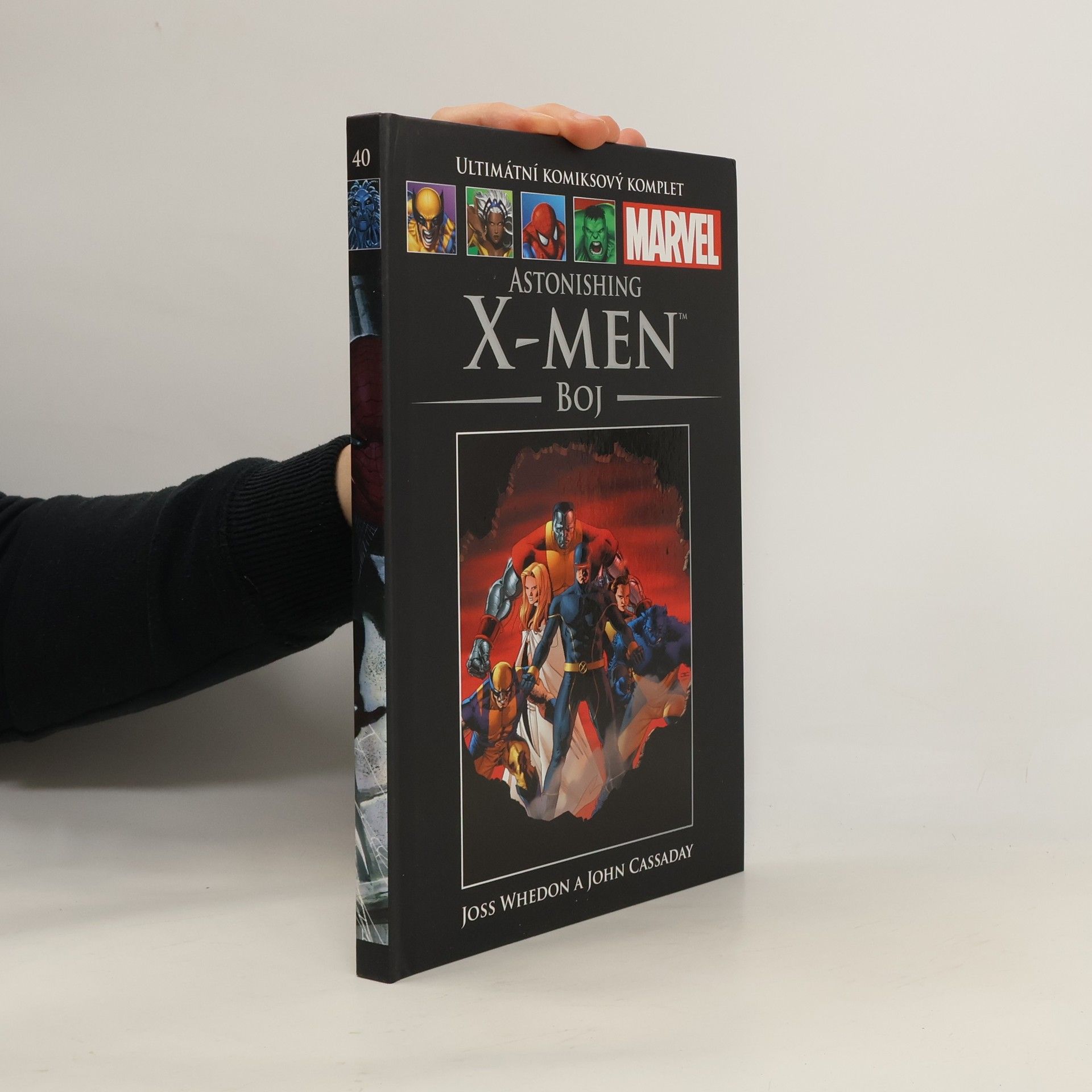 Astonishing X-men. Boj