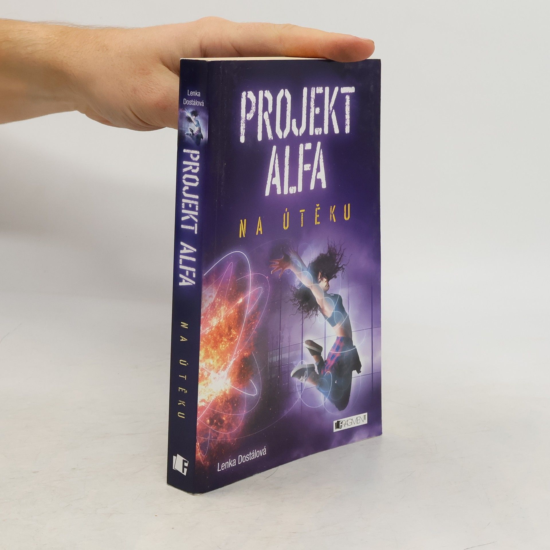 Lenka Dostálová Na útěku